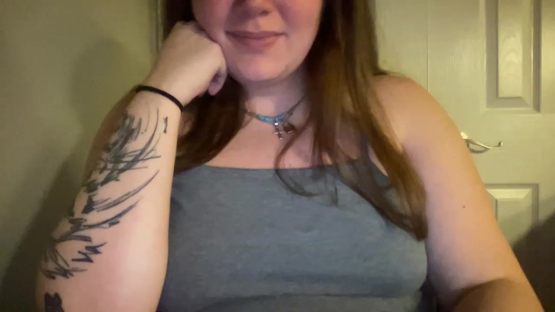 Gallery image thumbnail from DoctorLuna's myfreecams stream on, 03/17/2023, 03:49 image 9 of 20