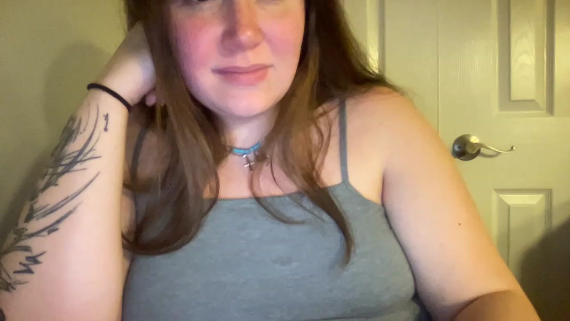 Gallery image thumbnail from DoctorLuna's myfreecams stream on, 03/17/2023, 03:49 image 12 of 20