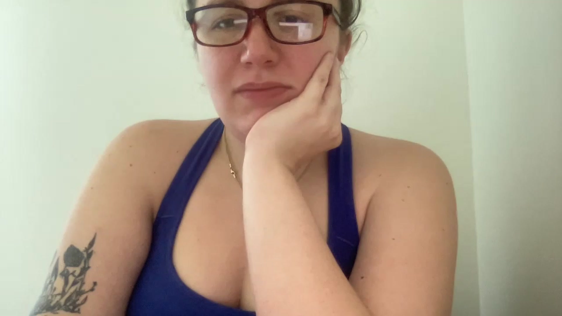 Gallery image thumbnail from DoctorLuna's myfreecams stream on, 03/24/2023, 14:23 image 17 of 20