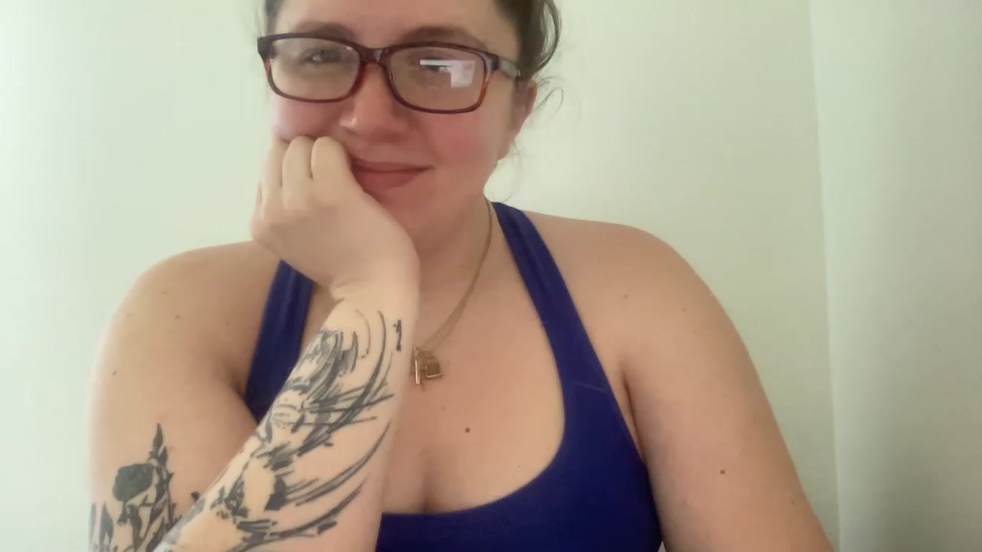 Gallery image thumbnail from DoctorLuna's myfreecams stream on, 03/24/2023, 14:23 image 18 of 20