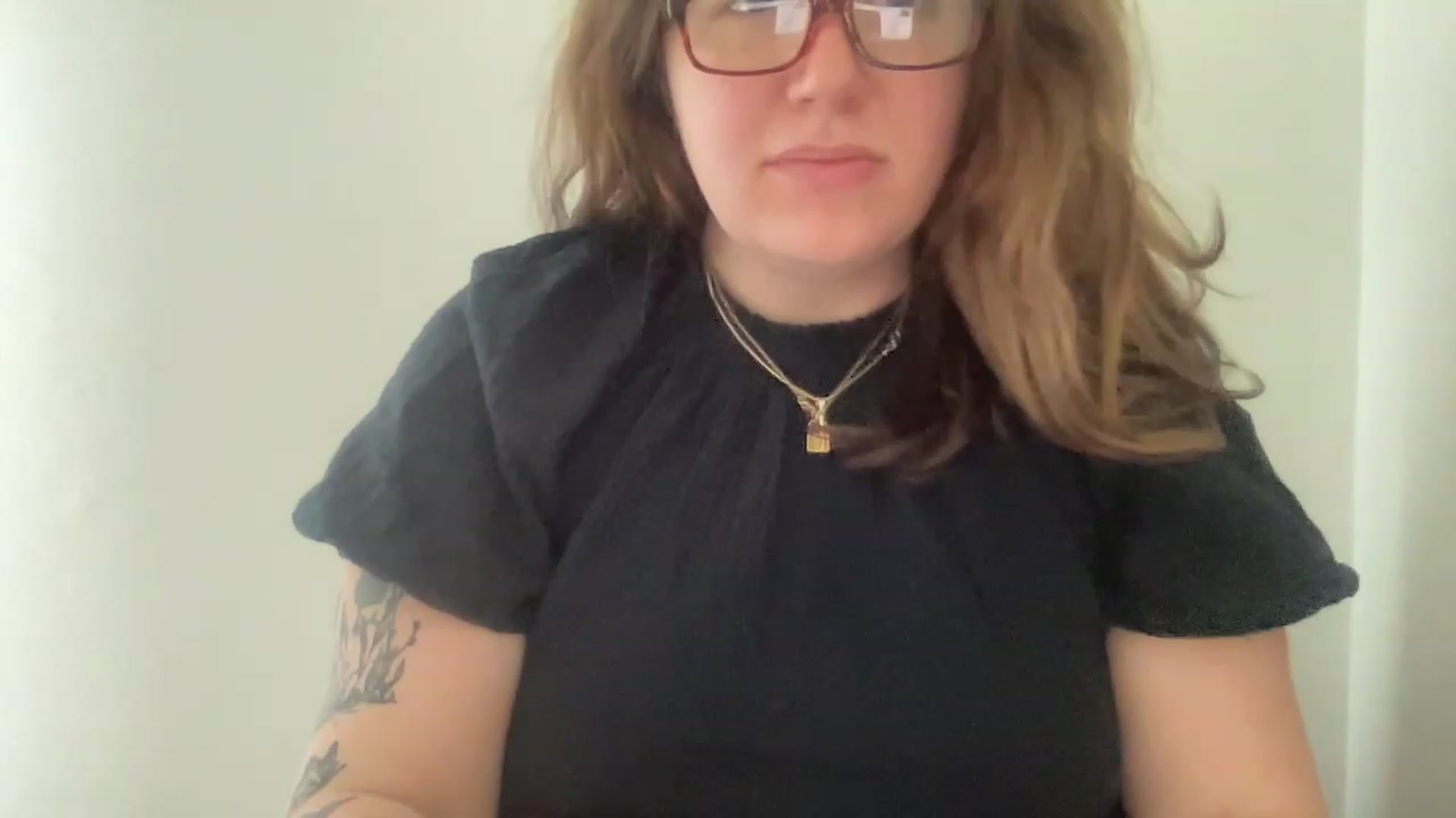 Gallery image thumbnail from DoctorLuna's myfreecams stream on, 04/03/2023, 15:15 image 1 of 20