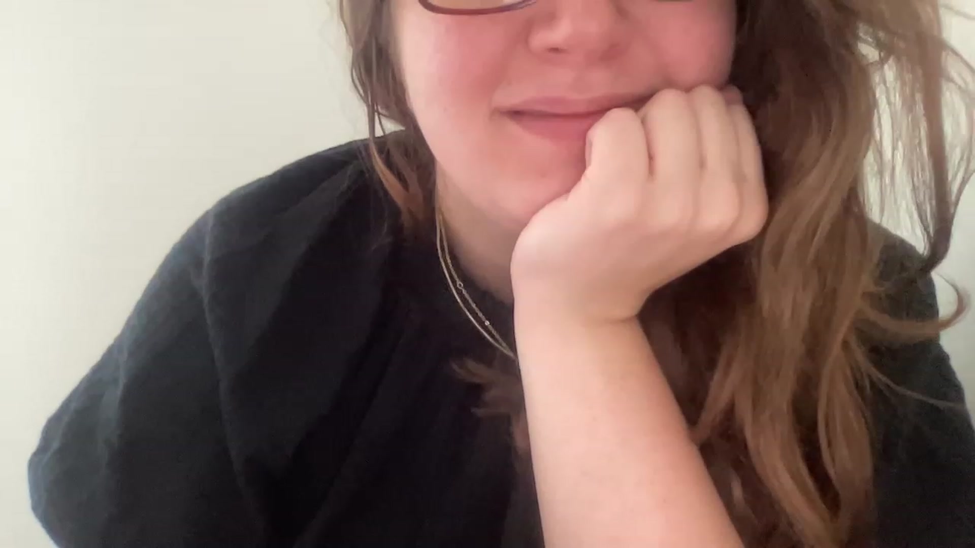 Gallery image thumbnail from DoctorLuna's myfreecams stream on, 04/03/2023, 15:15 image 8 of 20