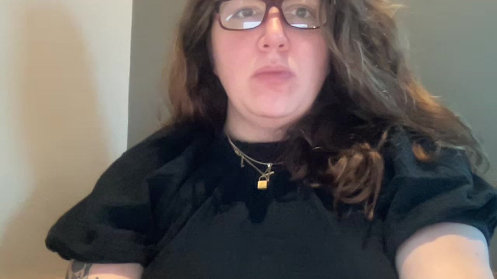 Gallery image thumbnail from DoctorLuna's myfreecams stream on, 04/29/2023, 24:00 image 6 of 20