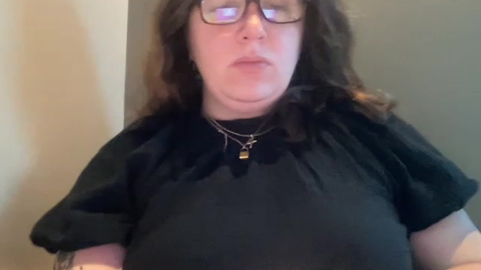 Gallery image thumbnail from DoctorLuna's myfreecams stream on, 04/29/2023, 24:00 image 13 of 20