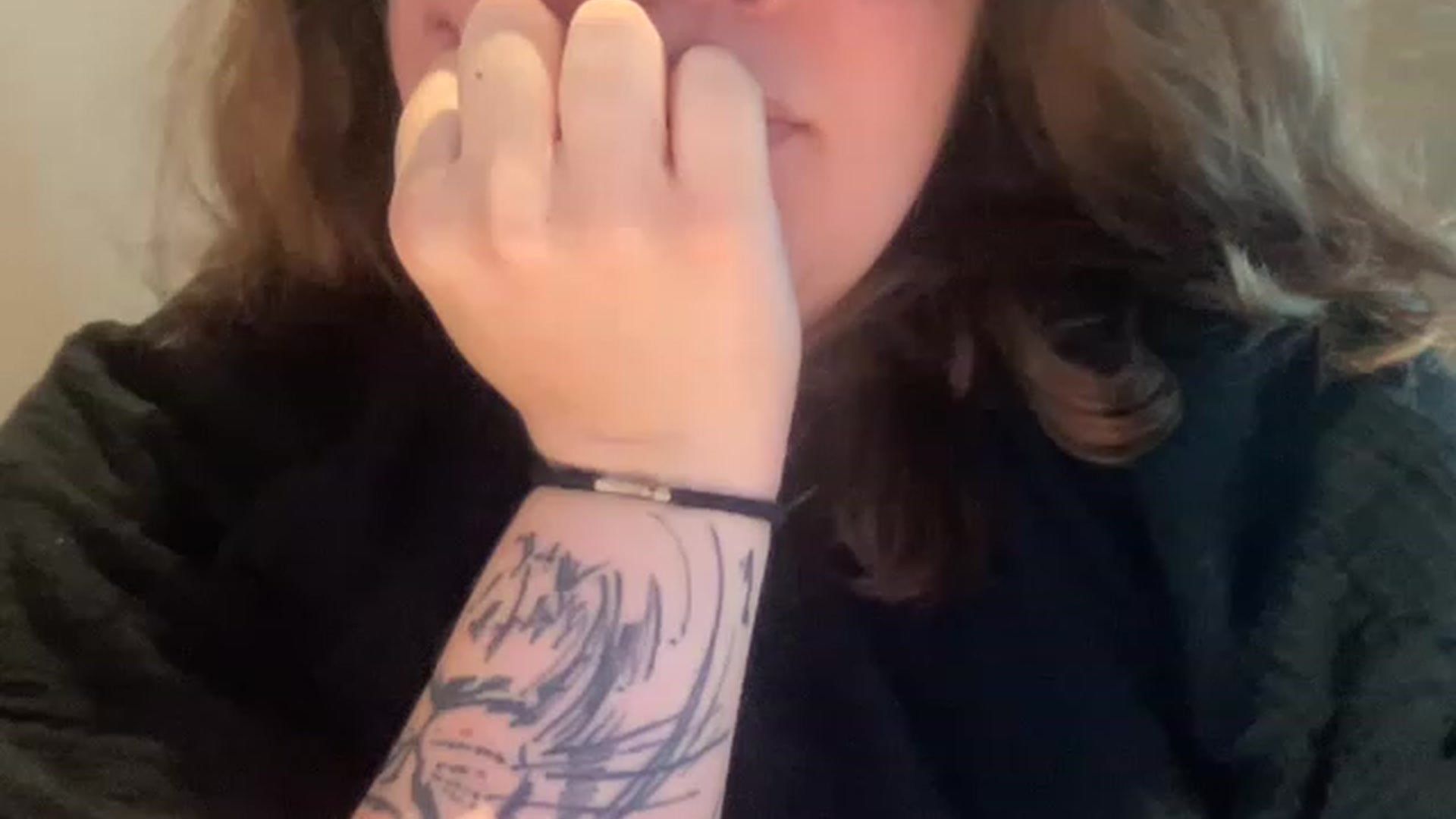 Gallery image thumbnail from DoctorLuna's myfreecams stream on, 04/29/2023, 24:00 image 14 of 20