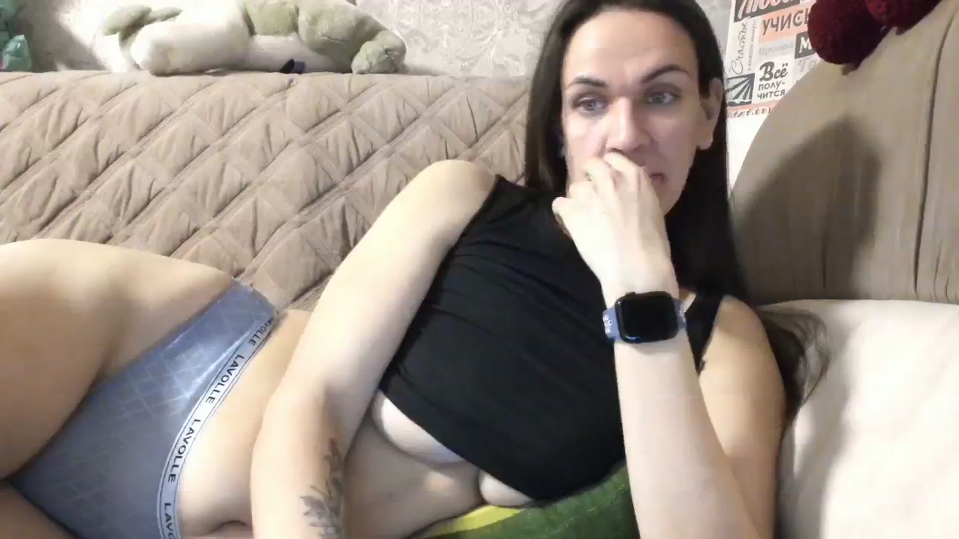 Gallery image thumbnail from Doctor_Love_V's myfreecams stream on, 03/08/2024, 20:45 image 6 of 20
