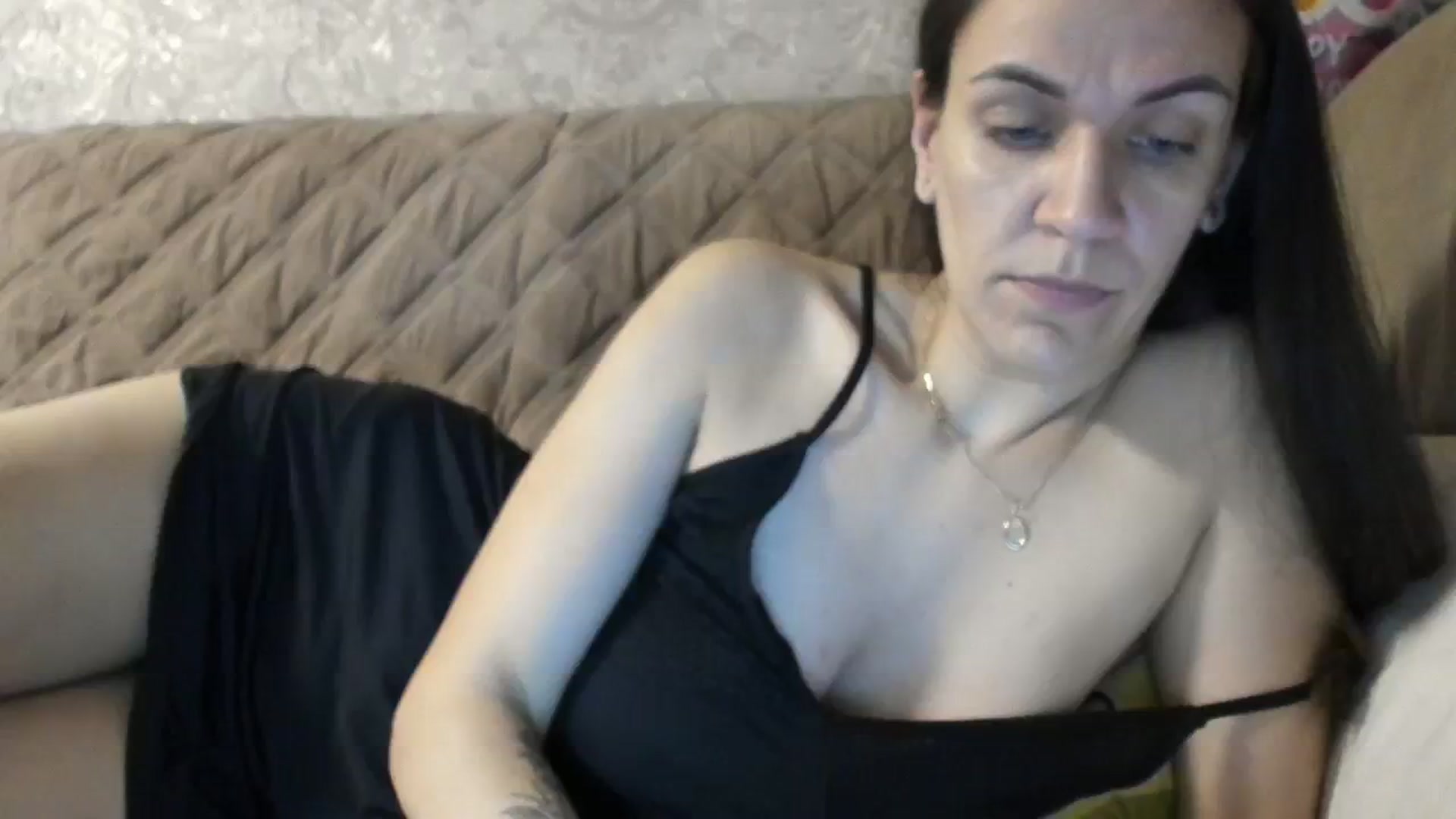 Gallery image thumbnail from Doctor_Love_V's myfreecams stream on, 03/21/2024, 21:12 image 13 of 20