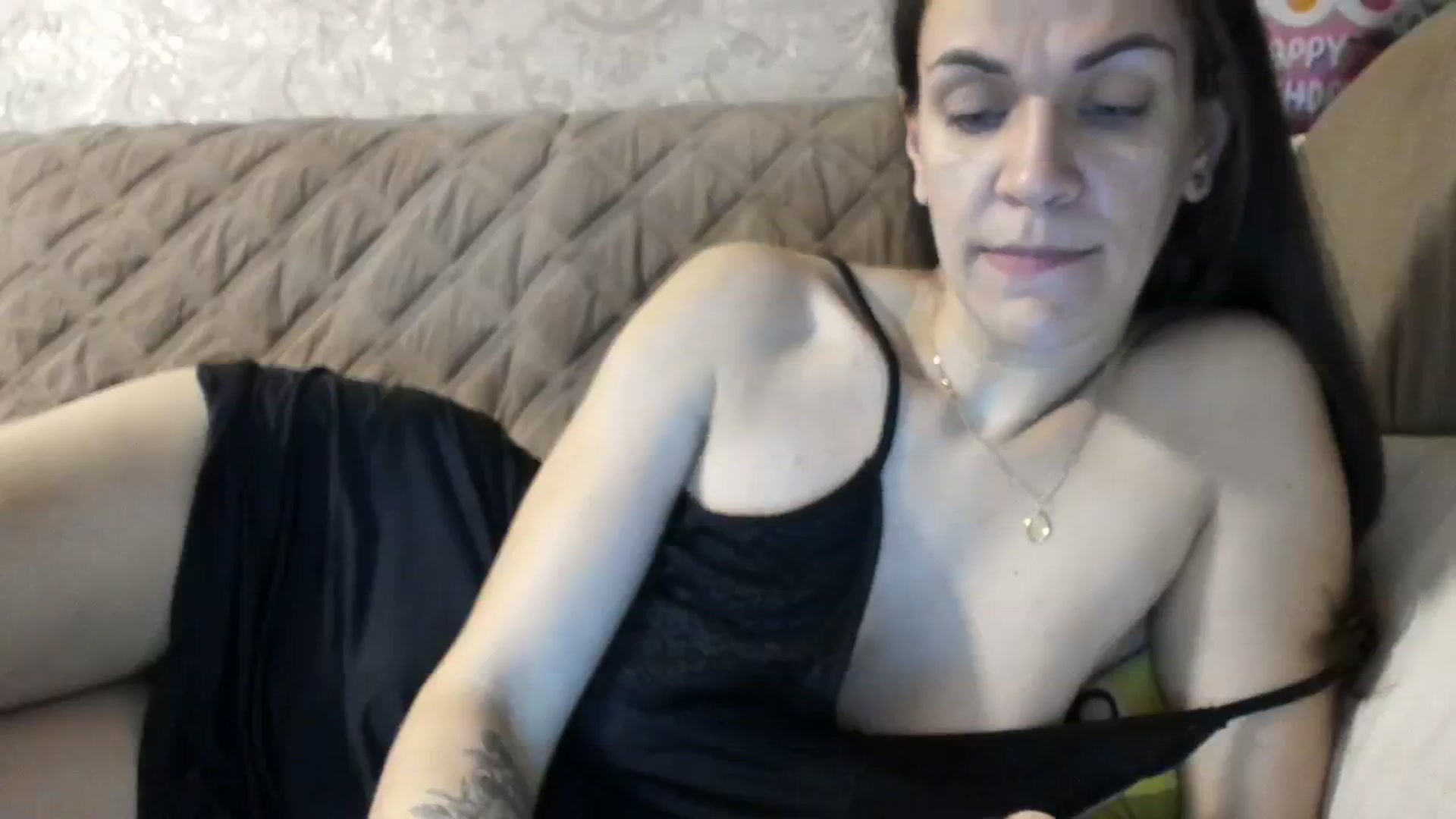 Gallery image thumbnail from Doctor_Love_V's myfreecams stream on, 03/21/2024, 21:12 image 9 of 20