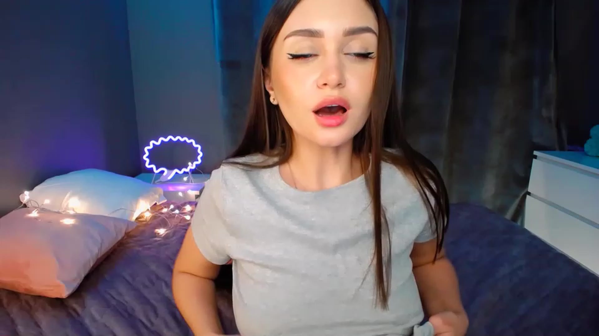 Gallery image thumbnail from DollGlamourr's myfreecams stream on, 11/14/2022, 22:12 image 12 of 20