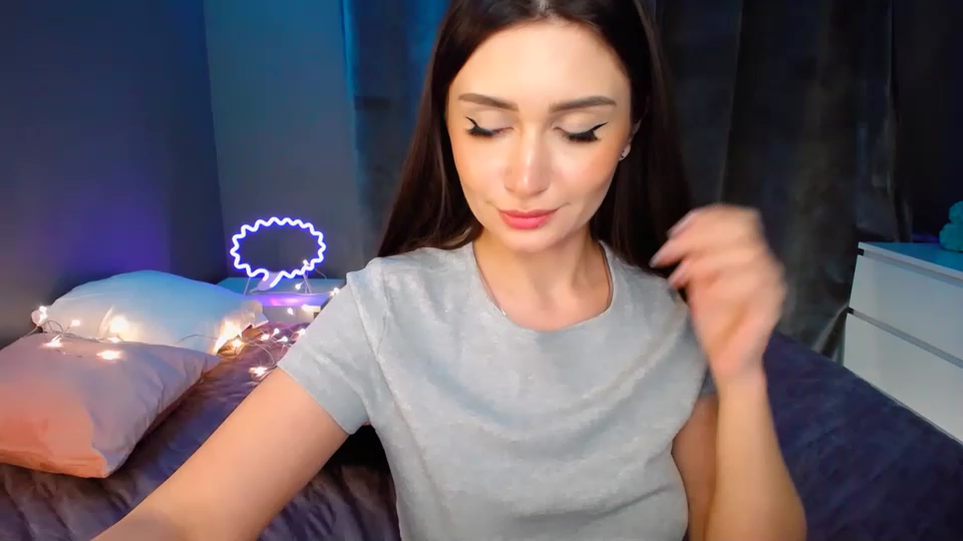 Gallery image thumbnail from DollGlamourr's myfreecams stream on, 11/14/2022, 22:12 image 9 of 20
