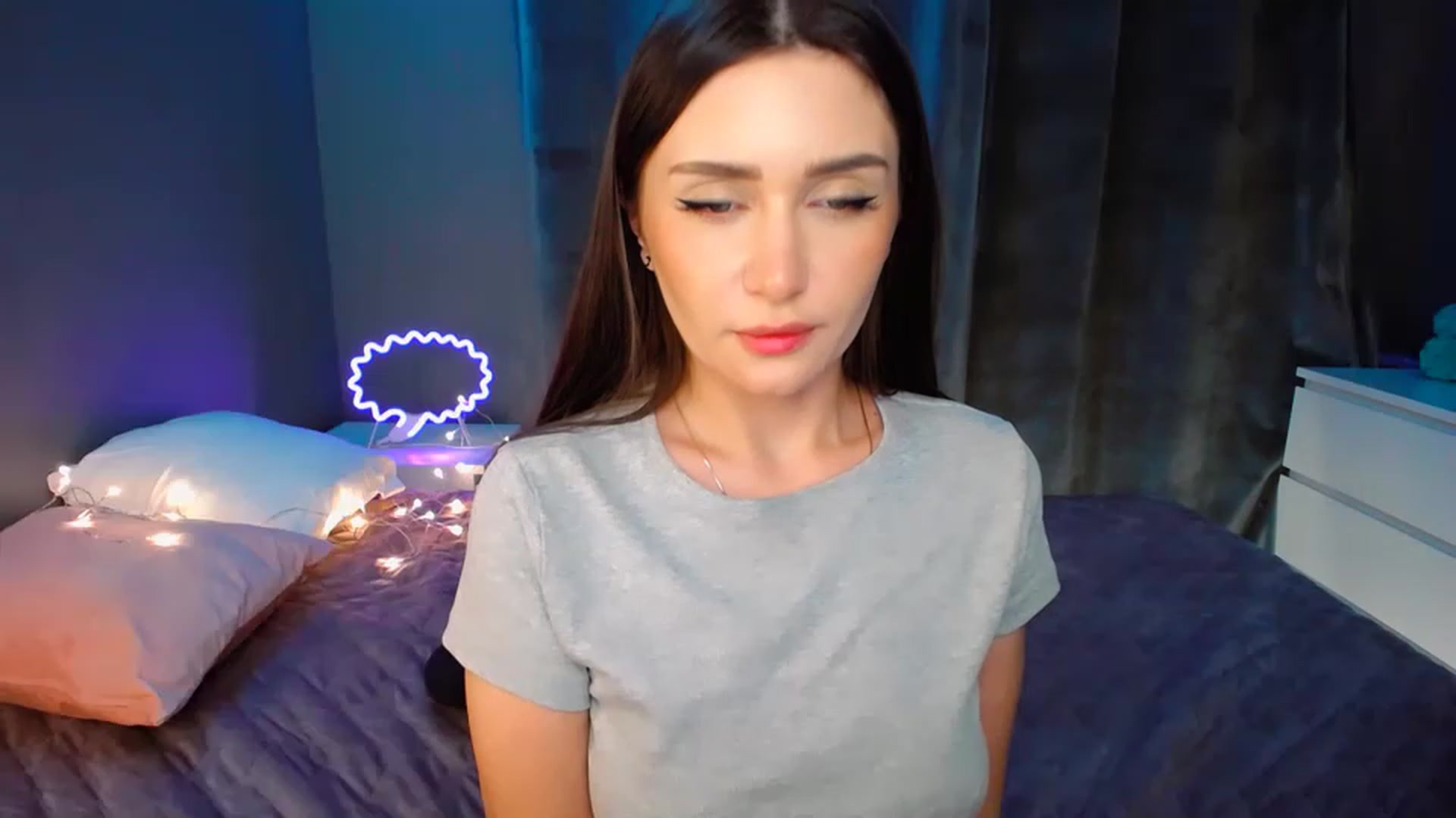 Gallery image thumbnail from DollGlamourr's myfreecams stream on, 11/14/2022, 22:12 image 11 of 20