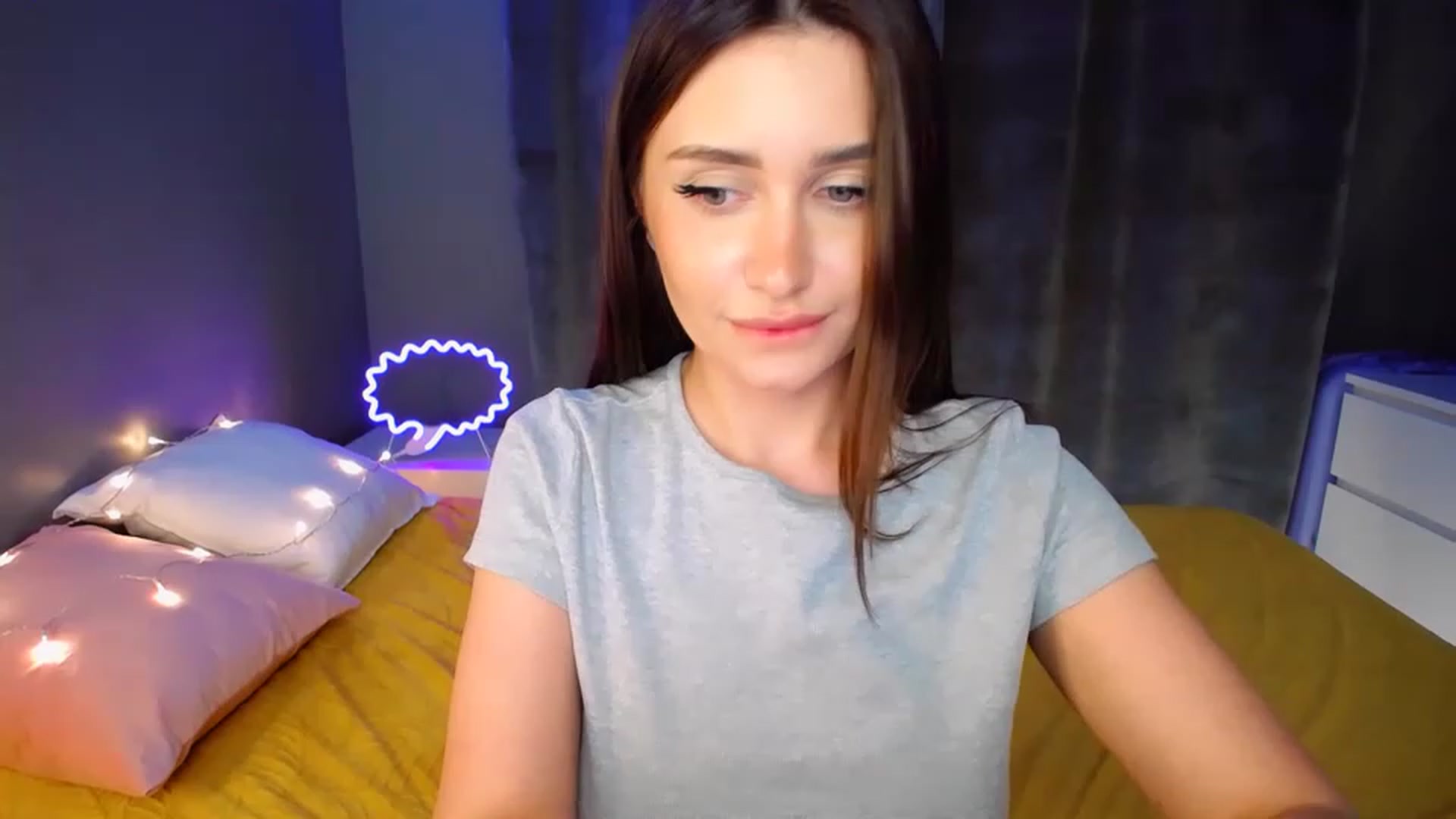Gallery image thumbnail from DollGlamourr's myfreecams stream on, 11/26/2022, 19:56 image 18 of 20