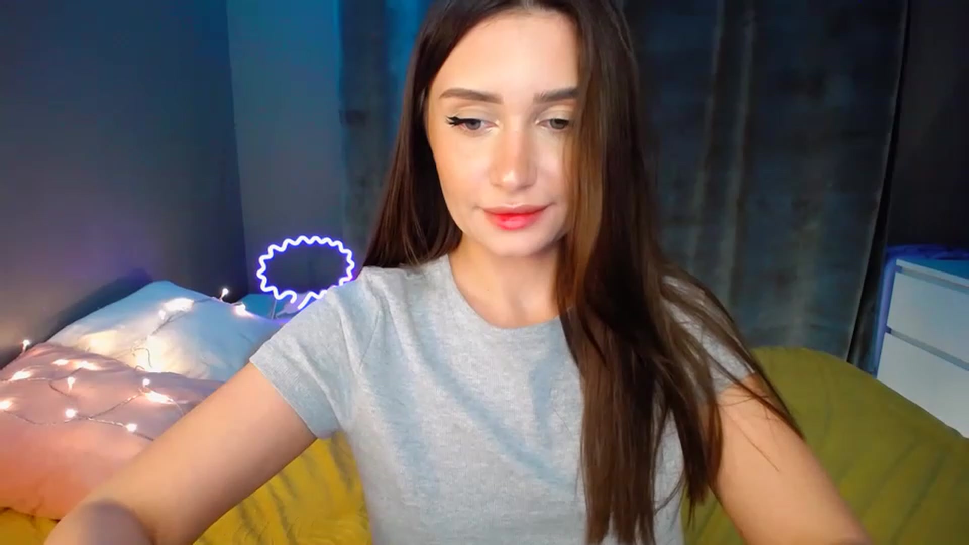 Gallery image thumbnail from DollGlamourr's myfreecams stream on, 11/27/2022, 20:15 image 10 of 20