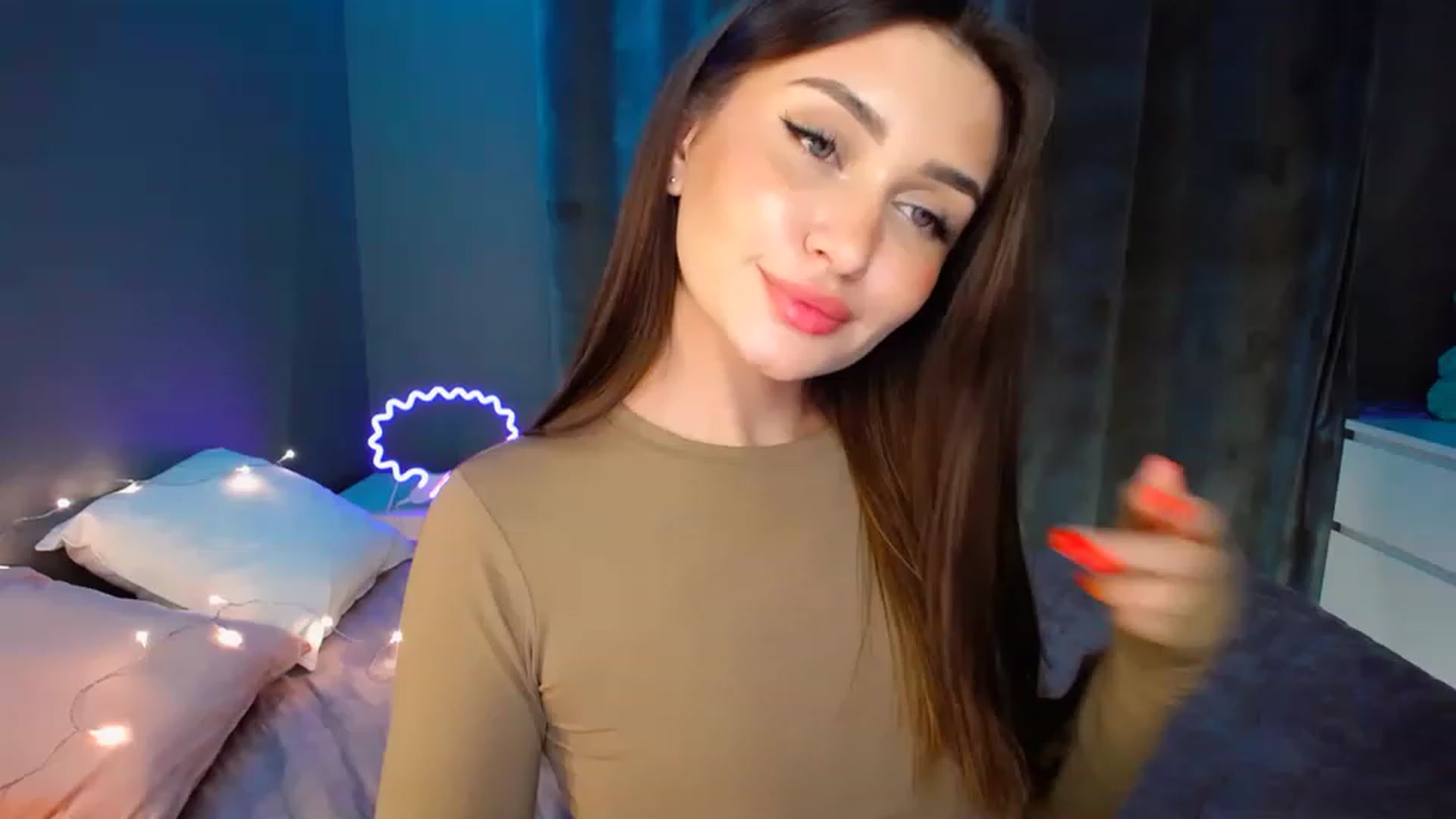 Gallery image thumbnail from DollGlamourr's myfreecams stream on, 12/09/2022, 17:28 image 1 of 20