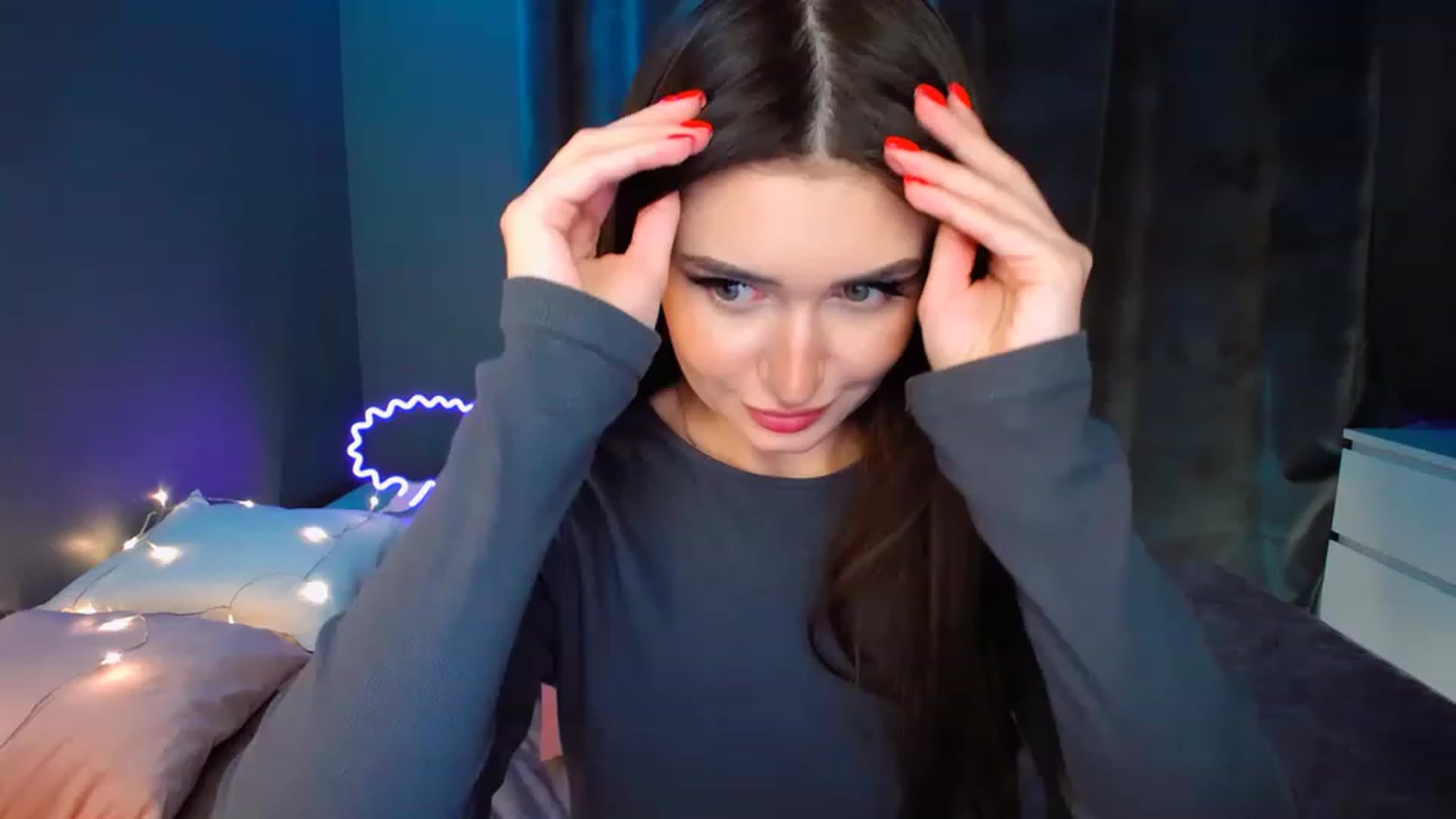 Gallery image thumbnail from DollGlamourr's myfreecams stream on, 12/11/2022, 19:12 image 8 of 20