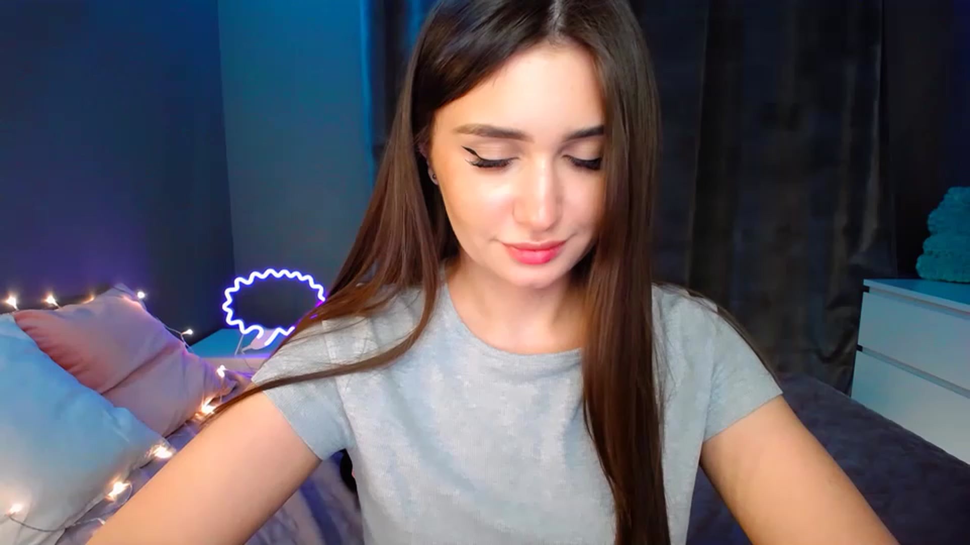 Gallery image thumbnail from DollGlamourr's myfreecams stream on, 01/15/2023, 20:47 image 18 of 20
