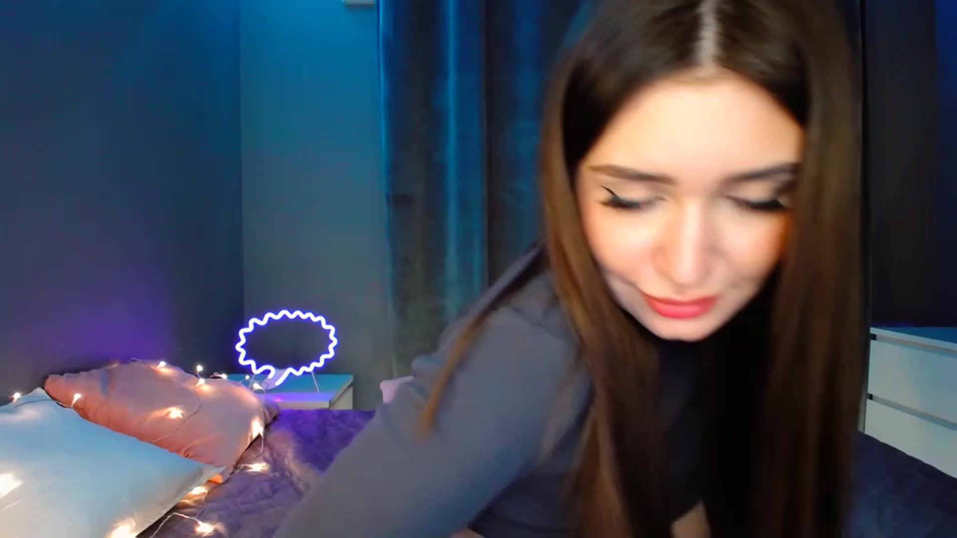 Gallery image thumbnail from DollGlamourr's myfreecams stream on, 01/22/2023, 19:20 image 9 of 20