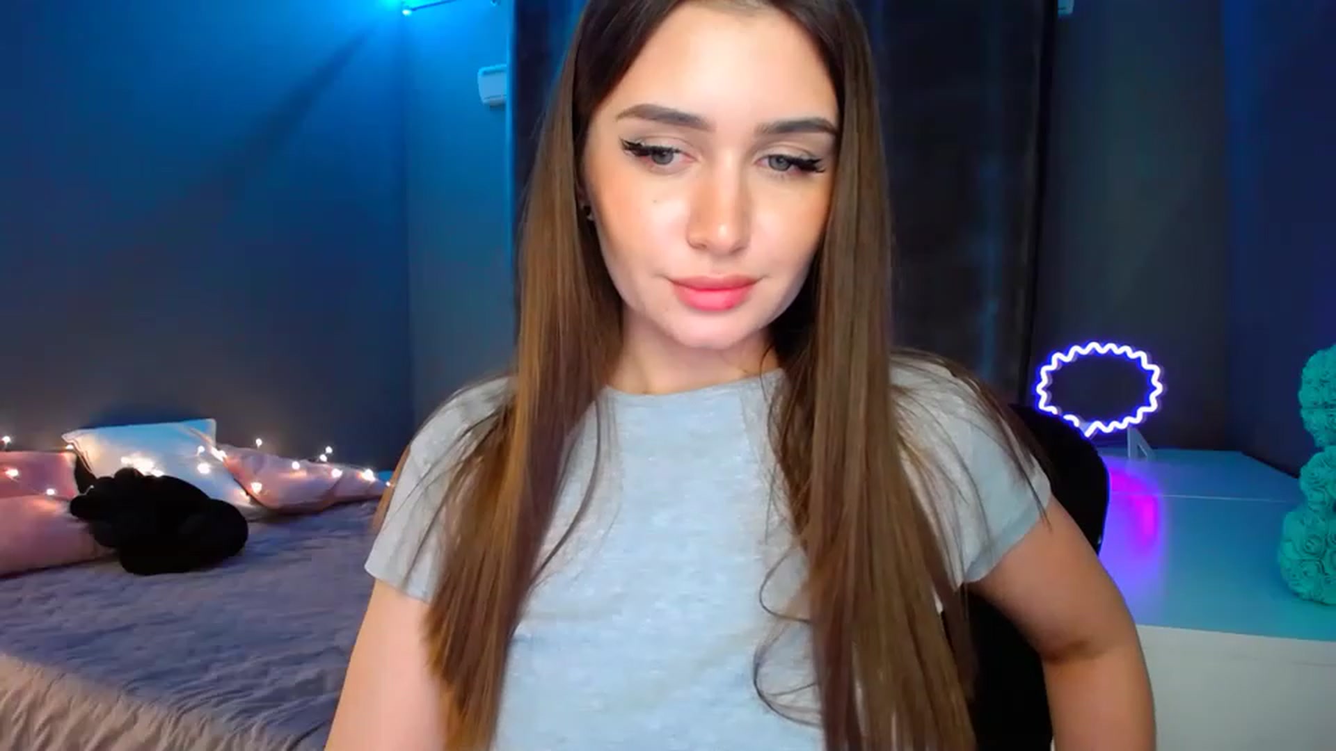 Gallery image thumbnail from DollGlamourr's myfreecams stream on, 01/25/2023, 18:13 image 4 of 20