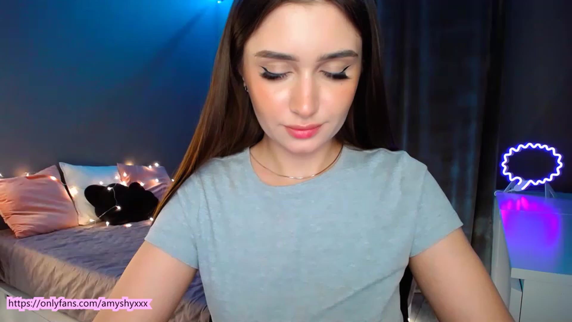 Gallery image thumbnail from DollGlamourr's myfreecams stream on, 01/28/2023, 19:50 image 14 of 20