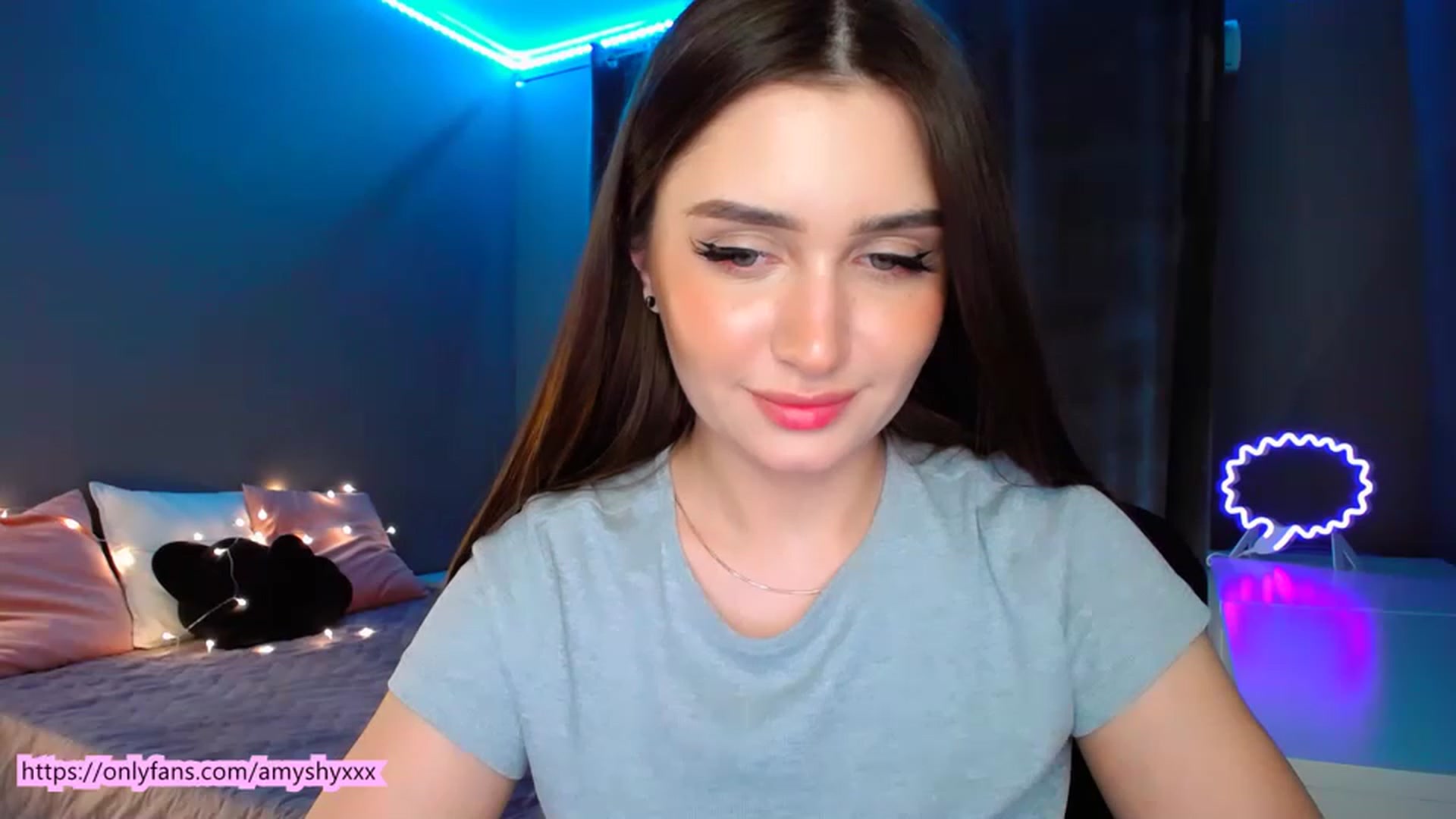 Gallery image thumbnail from DollGlamourr's myfreecams stream on, 01/28/2023, 19:50 image 4 of 20