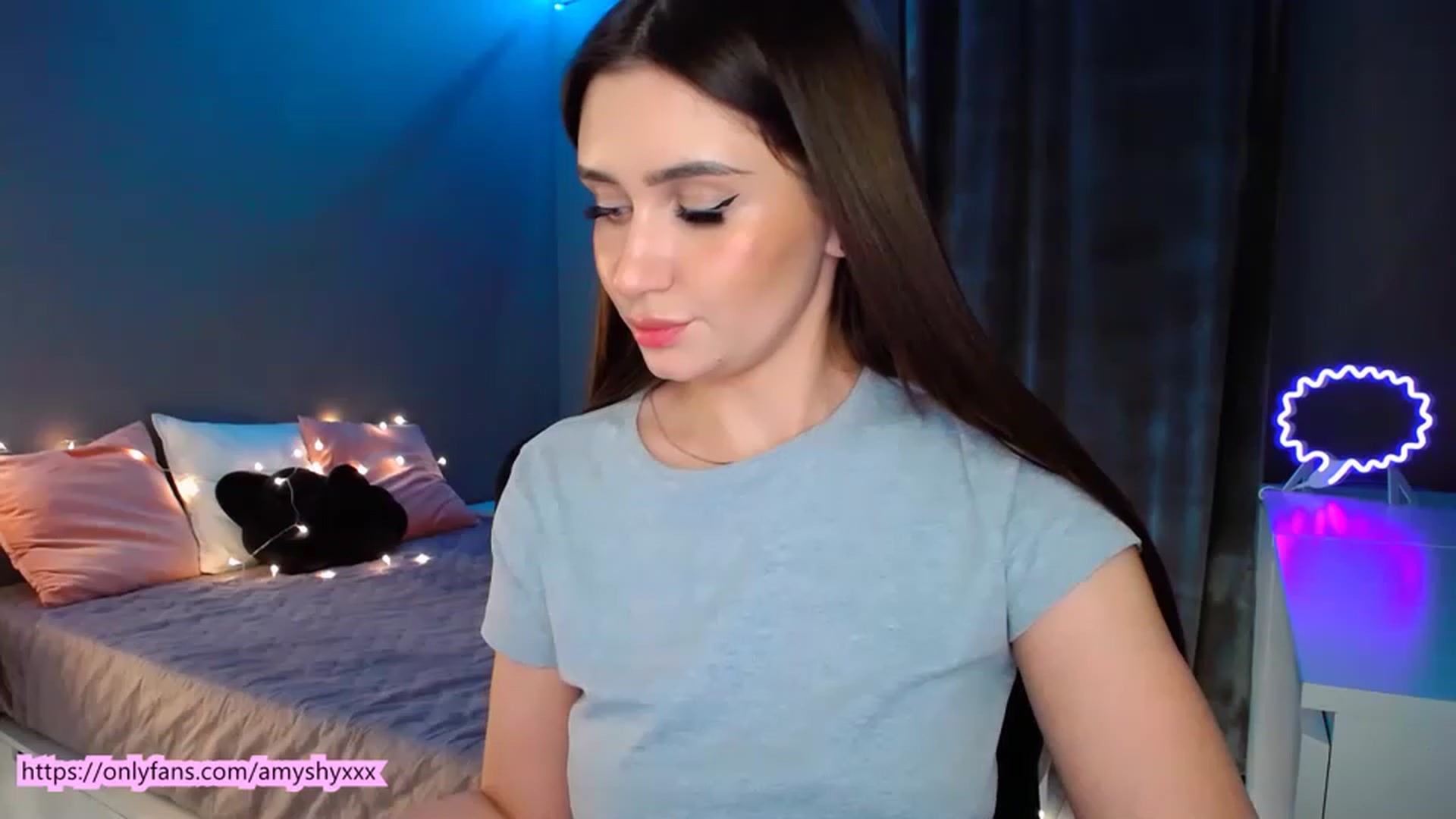 Gallery image thumbnail from DollGlamourr's myfreecams stream on, 01/28/2023, 19:50 image 12 of 20
