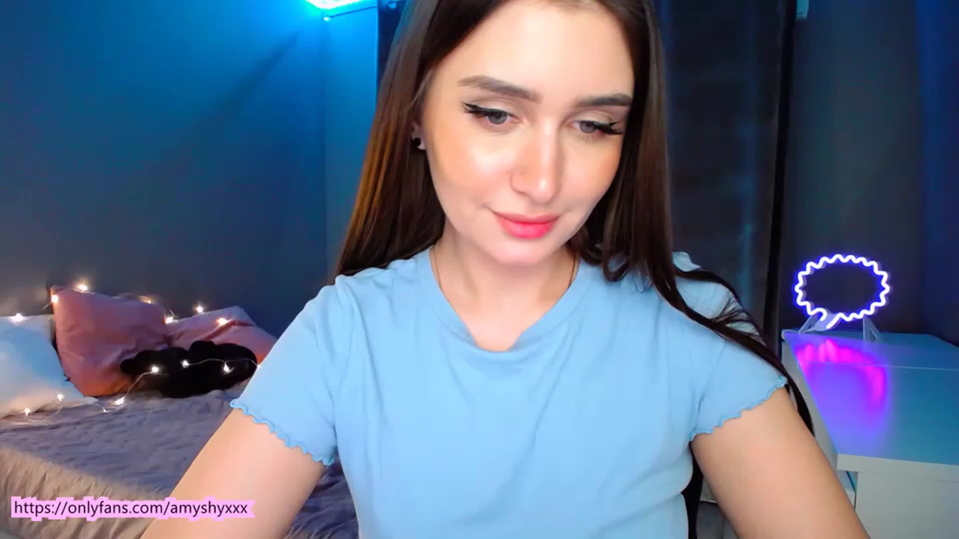 Gallery image thumbnail from DollGlamourr's myfreecams stream on, 01/30/2023, 20:02 image 15 of 20