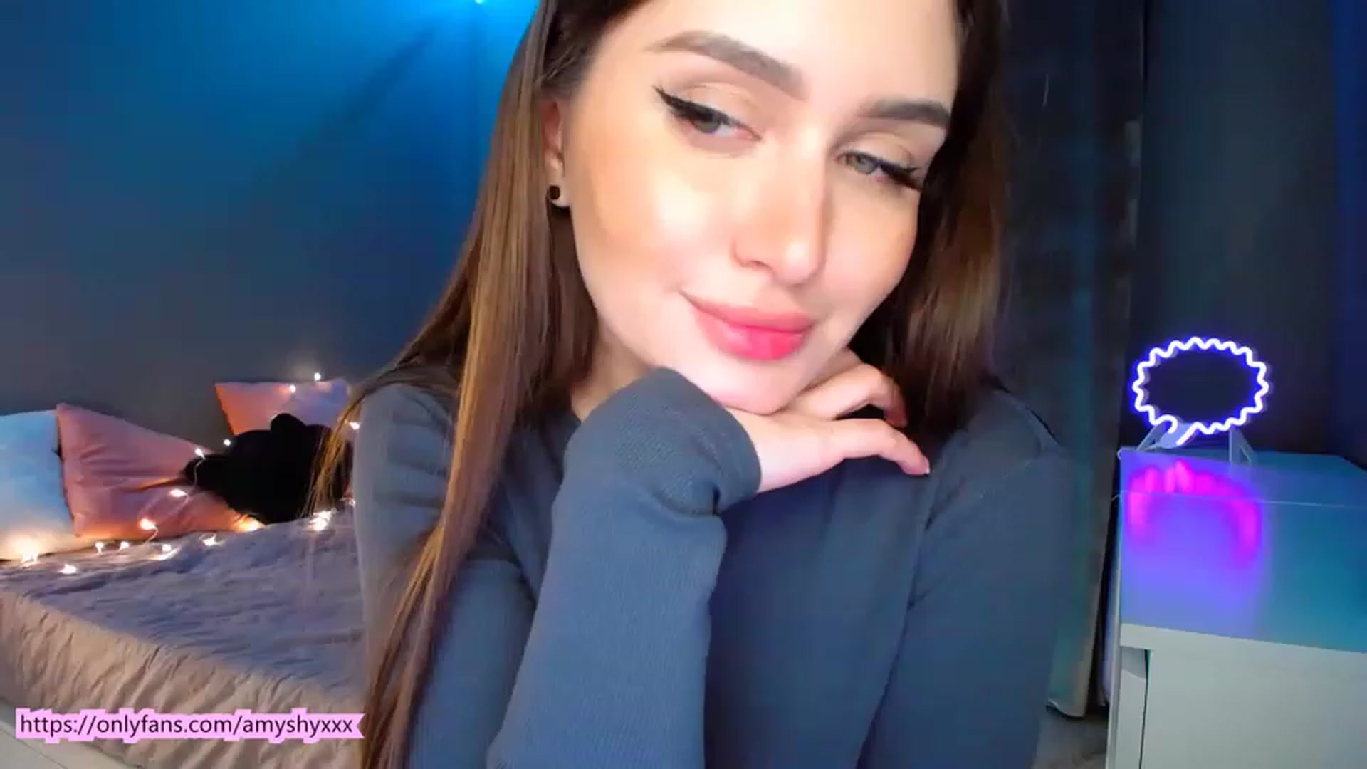 Gallery image thumbnail from DollGlamourr's myfreecams stream on, 02/02/2023, 20:06 image 19 of 20