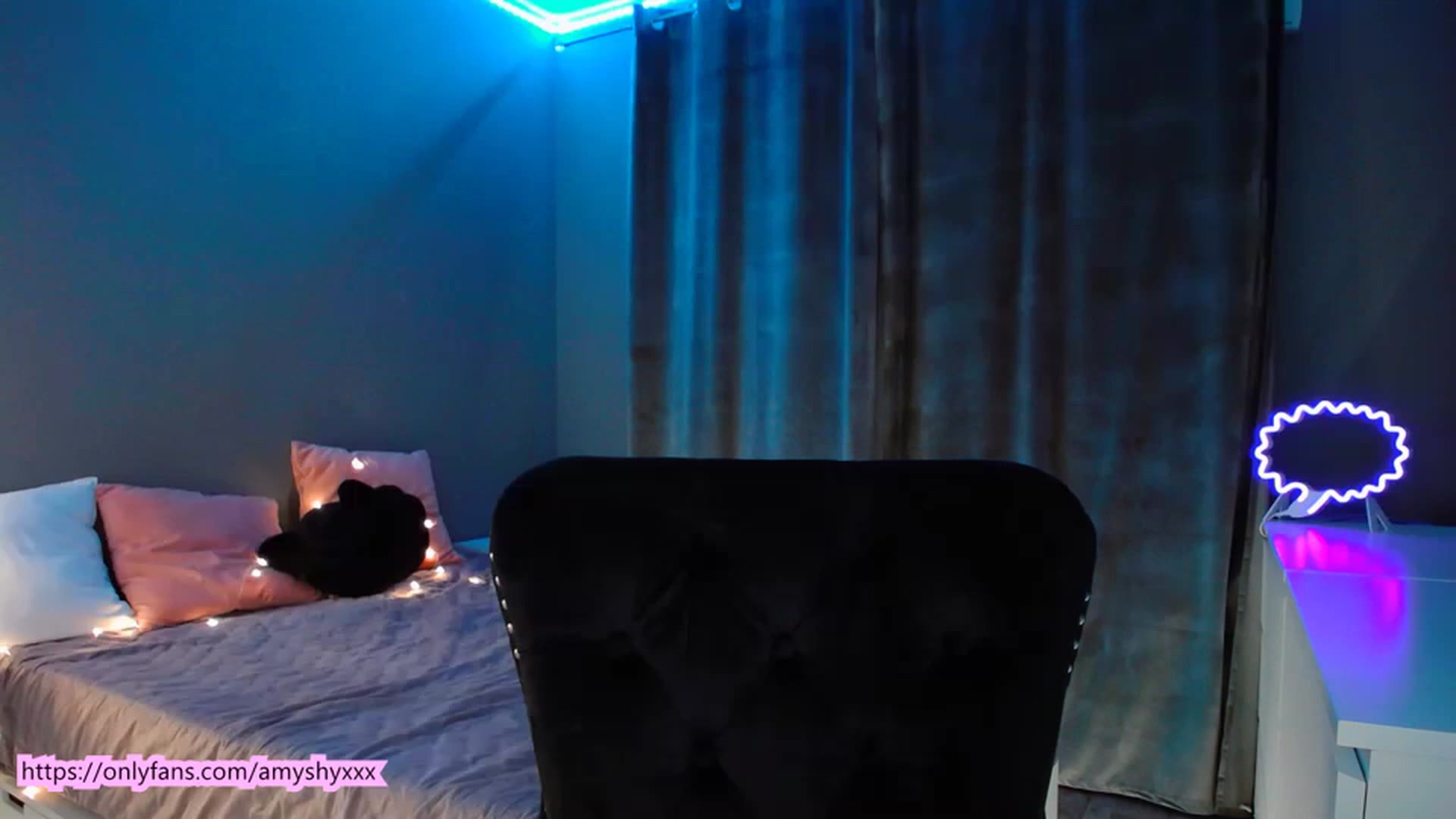 Gallery image thumbnail from DollGlamourr's myfreecams stream on, 02/04/2023, 17:58 image 4 of 20