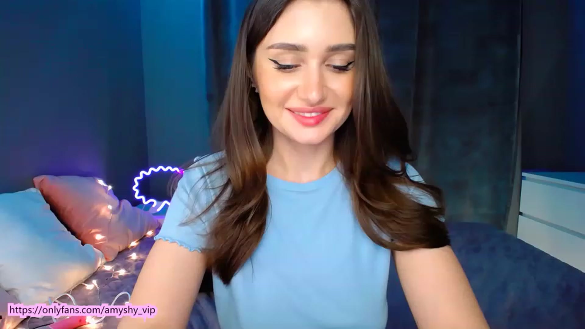 Gallery image thumbnail from DollGlamourr's myfreecams stream on, 02/25/2023, 19:05 image 11 of 20