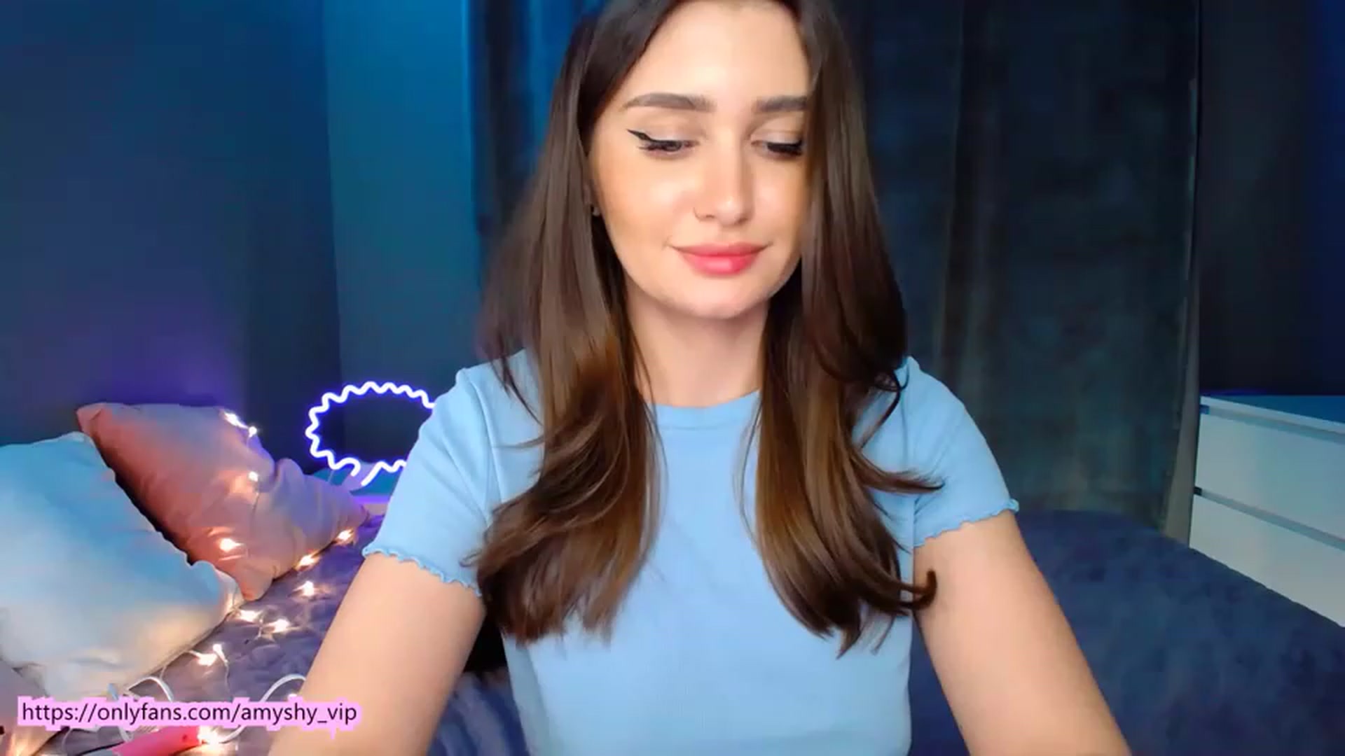 Gallery image thumbnail from DollGlamourr's myfreecams stream on, 02/25/2023, 19:16 image 15 of 20