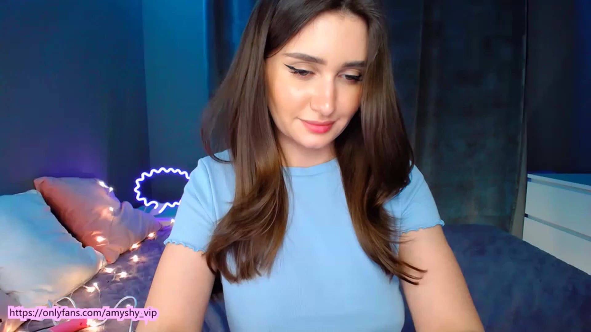 Gallery image thumbnail from DollGlamourr's myfreecams stream on, 02/25/2023, 19:16 image 10 of 20