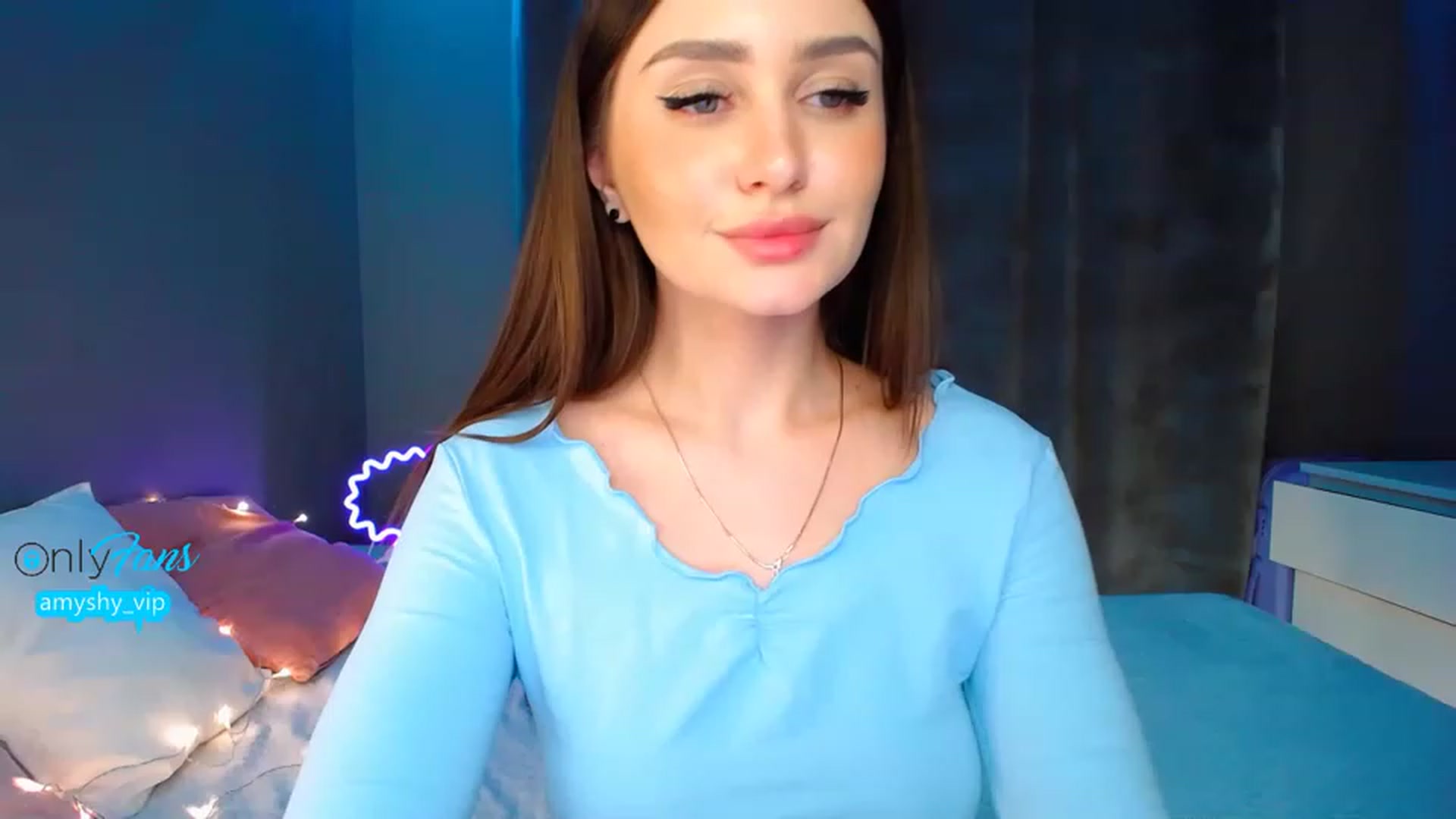 Gallery image thumbnail from DollGlamourr's myfreecams stream on, 03/11/2023, 16:30 image 18 of 20