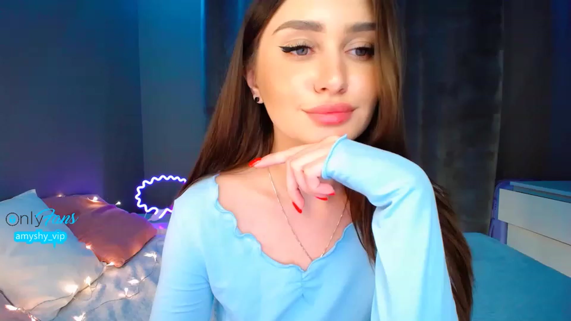 Gallery image thumbnail from DollGlamourr's myfreecams stream on, 03/11/2023, 16:30 image 16 of 20