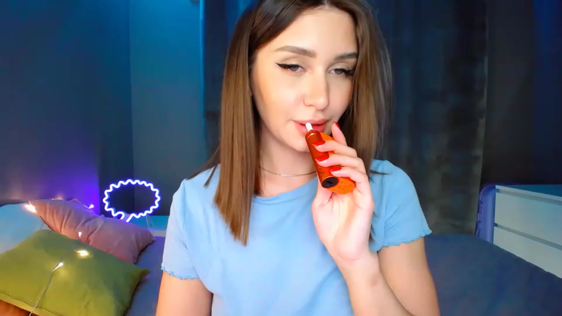 Gallery image thumbnail from DollGlamourr's myfreecams stream on, 04/13/2023, 17:36 image 10 of 20