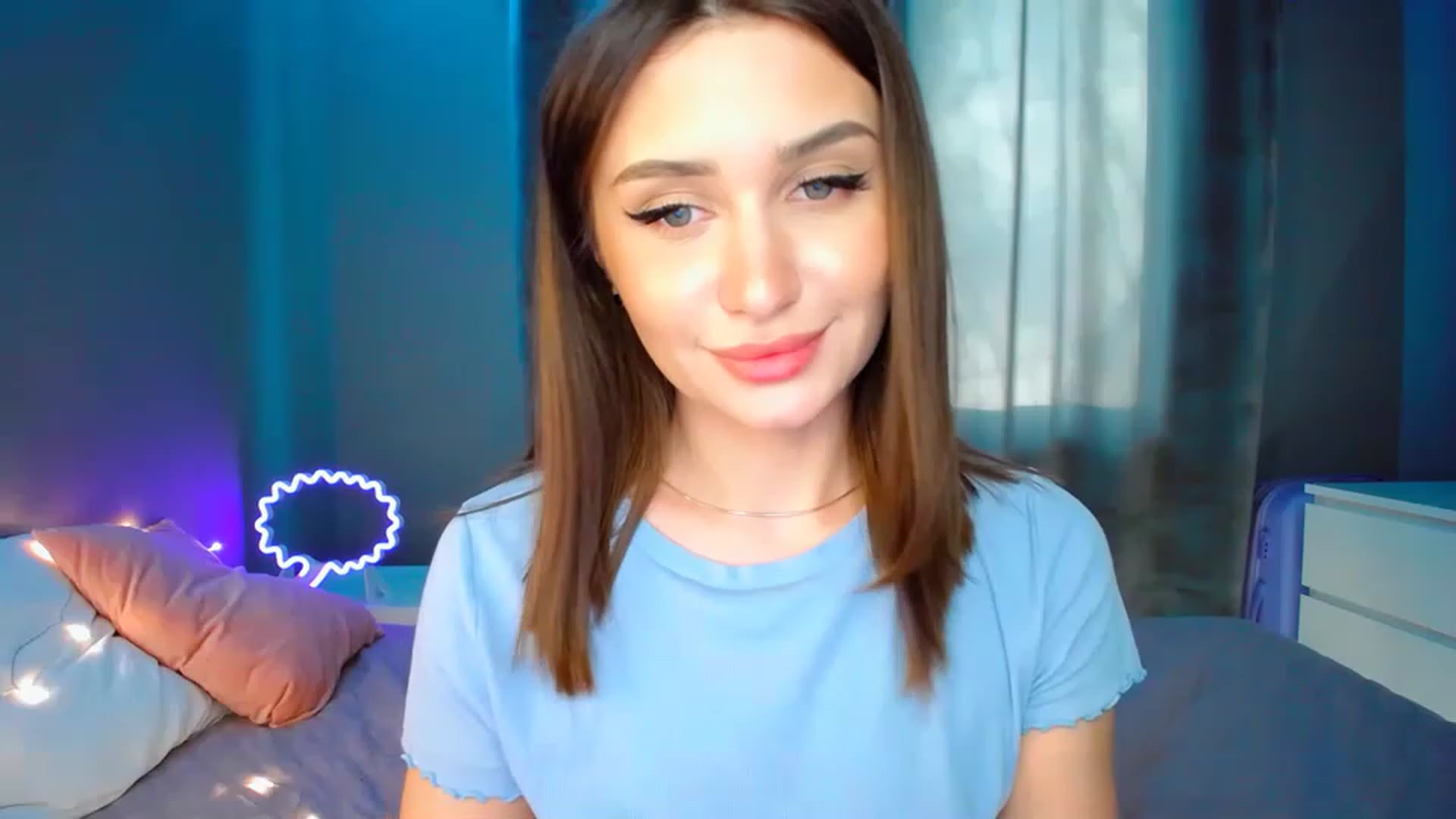 Gallery image thumbnail from DollGlamourr's myfreecams stream on, 04/14/2023, 16:16 image 11 of 20
