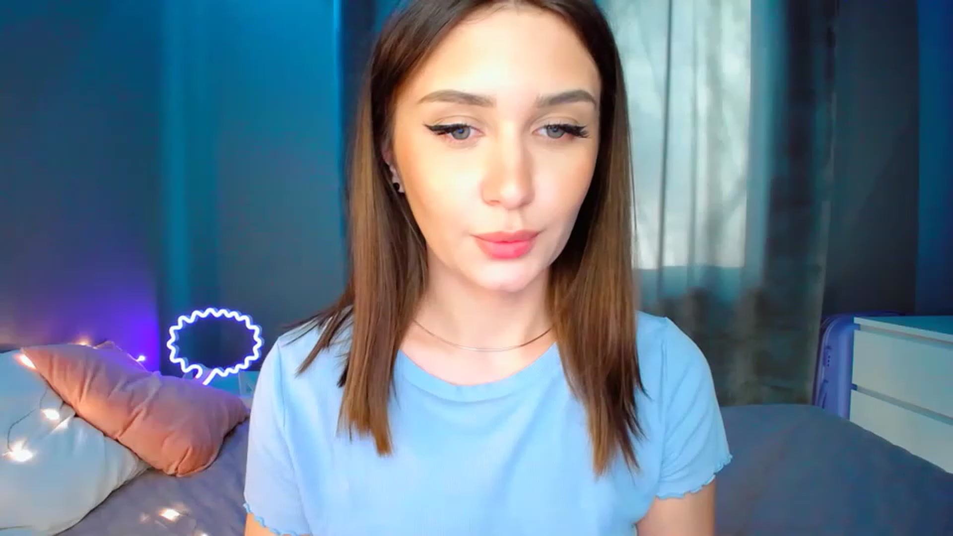 Gallery image thumbnail from DollGlamourr's myfreecams stream on, 04/14/2023, 16:16 image 12 of 20