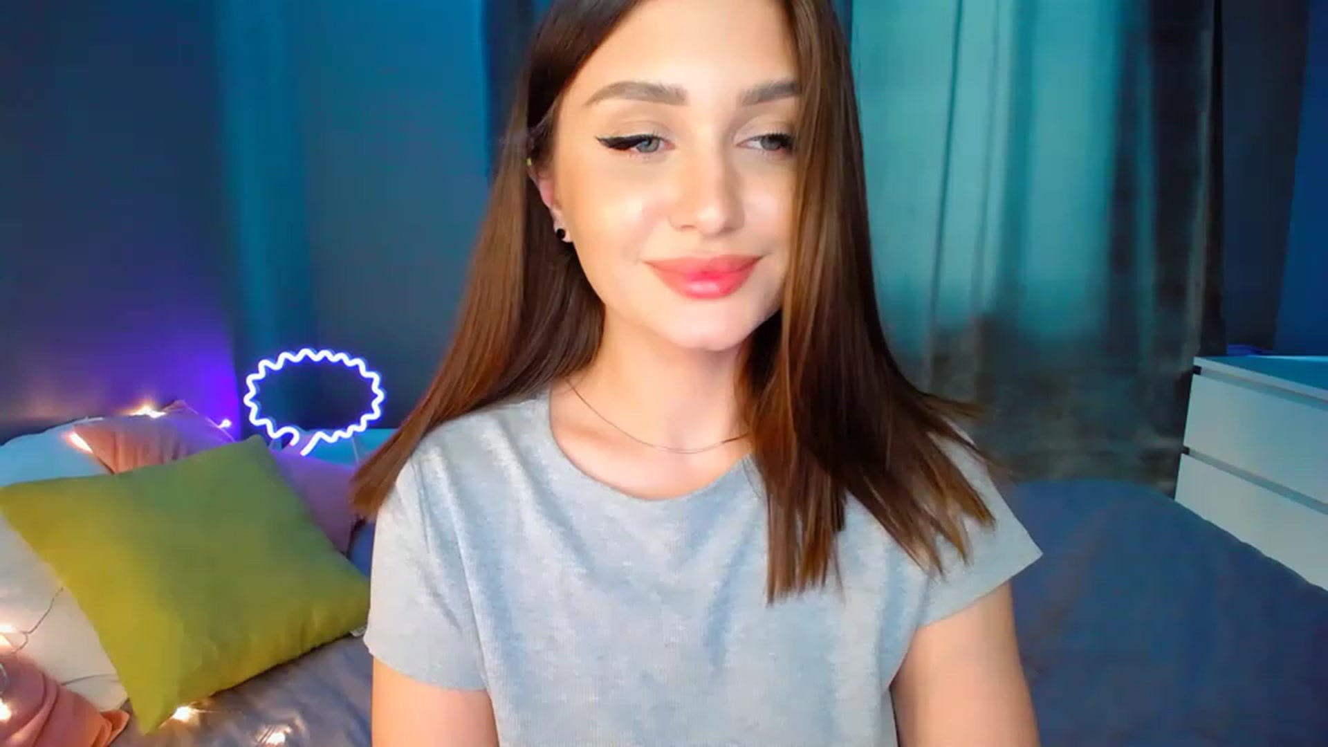 Gallery image thumbnail from DollGlamourr's myfreecams stream on, 04/15/2023, 16:13 image 1 of 20