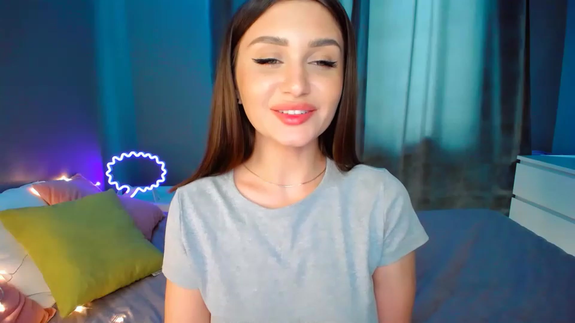 Gallery image thumbnail from DollGlamourr's myfreecams stream on, 04/15/2023, 16:13 image 2 of 20