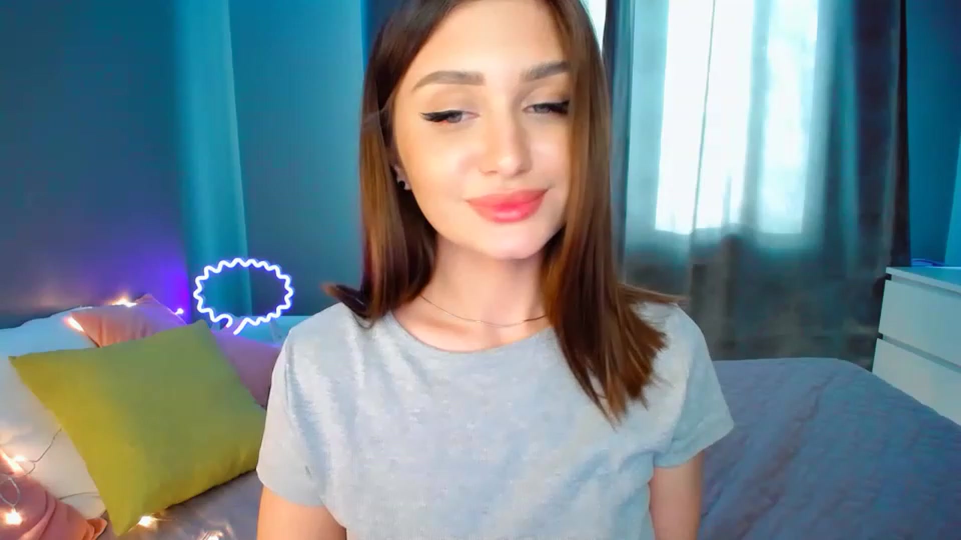 Gallery image thumbnail from DollGlamourr's myfreecams stream on, 04/15/2023, 16:13 image 5 of 20