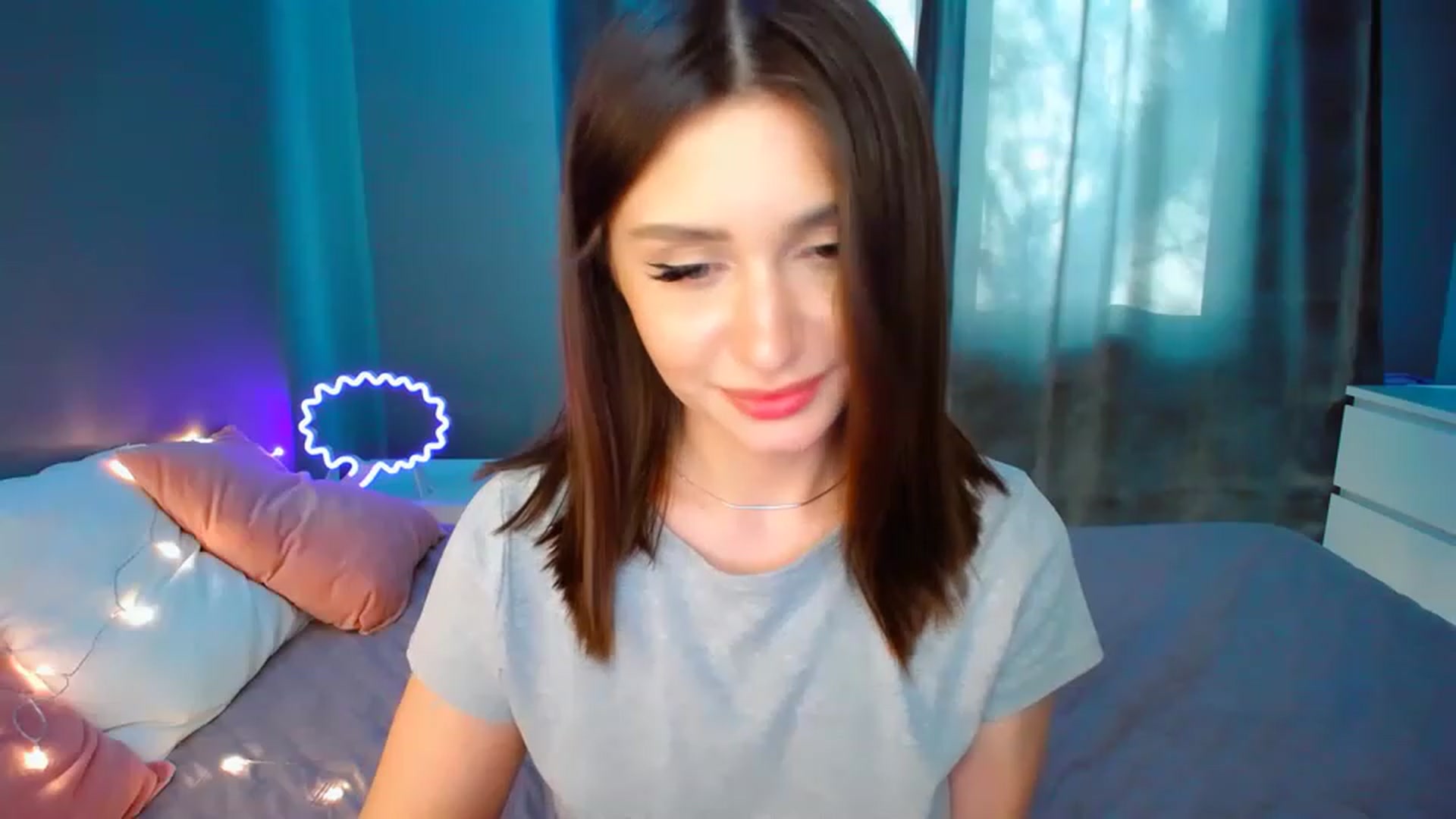 Gallery image thumbnail from DollGlamourr's myfreecams stream on, 04/15/2023, 16:13 image 15 of 20