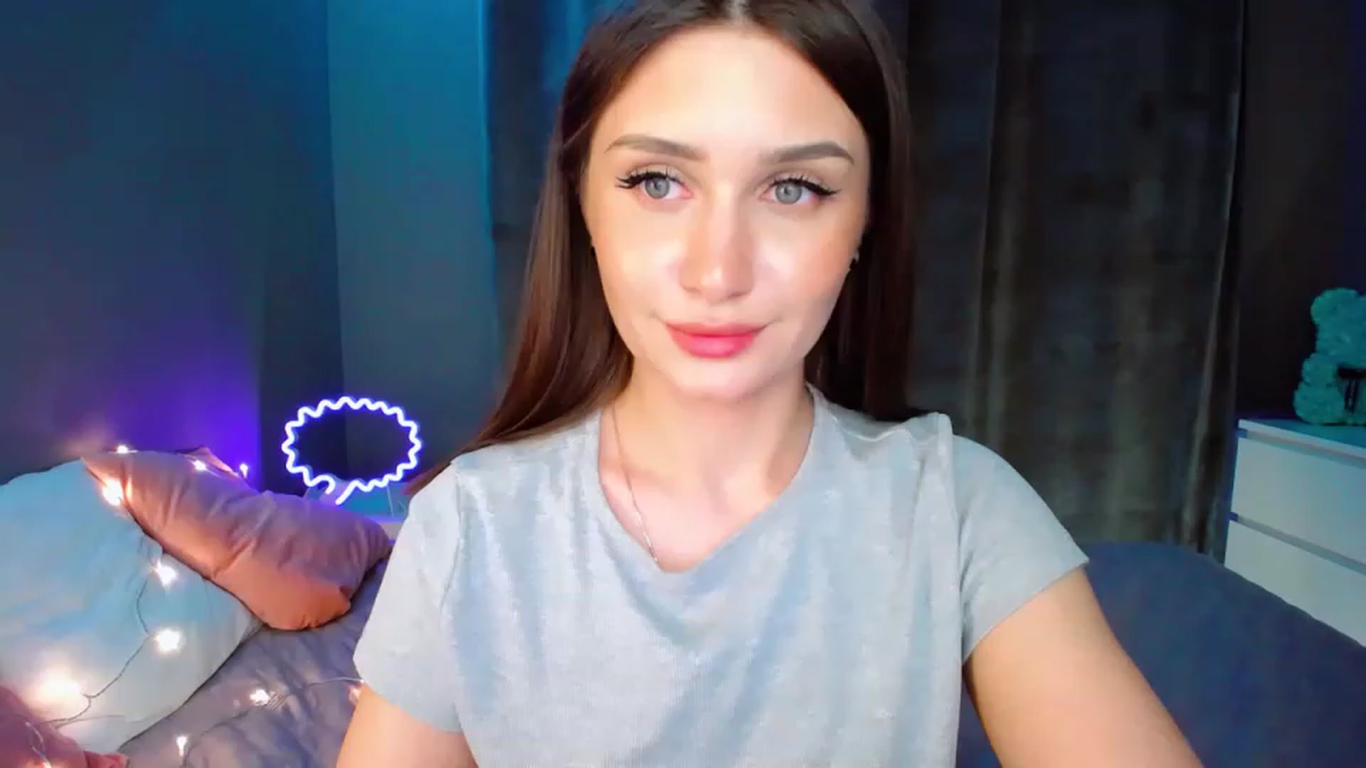 Gallery image thumbnail from DollGlamourr's myfreecams stream on, 04/20/2023, 18:22 image 13 of 20