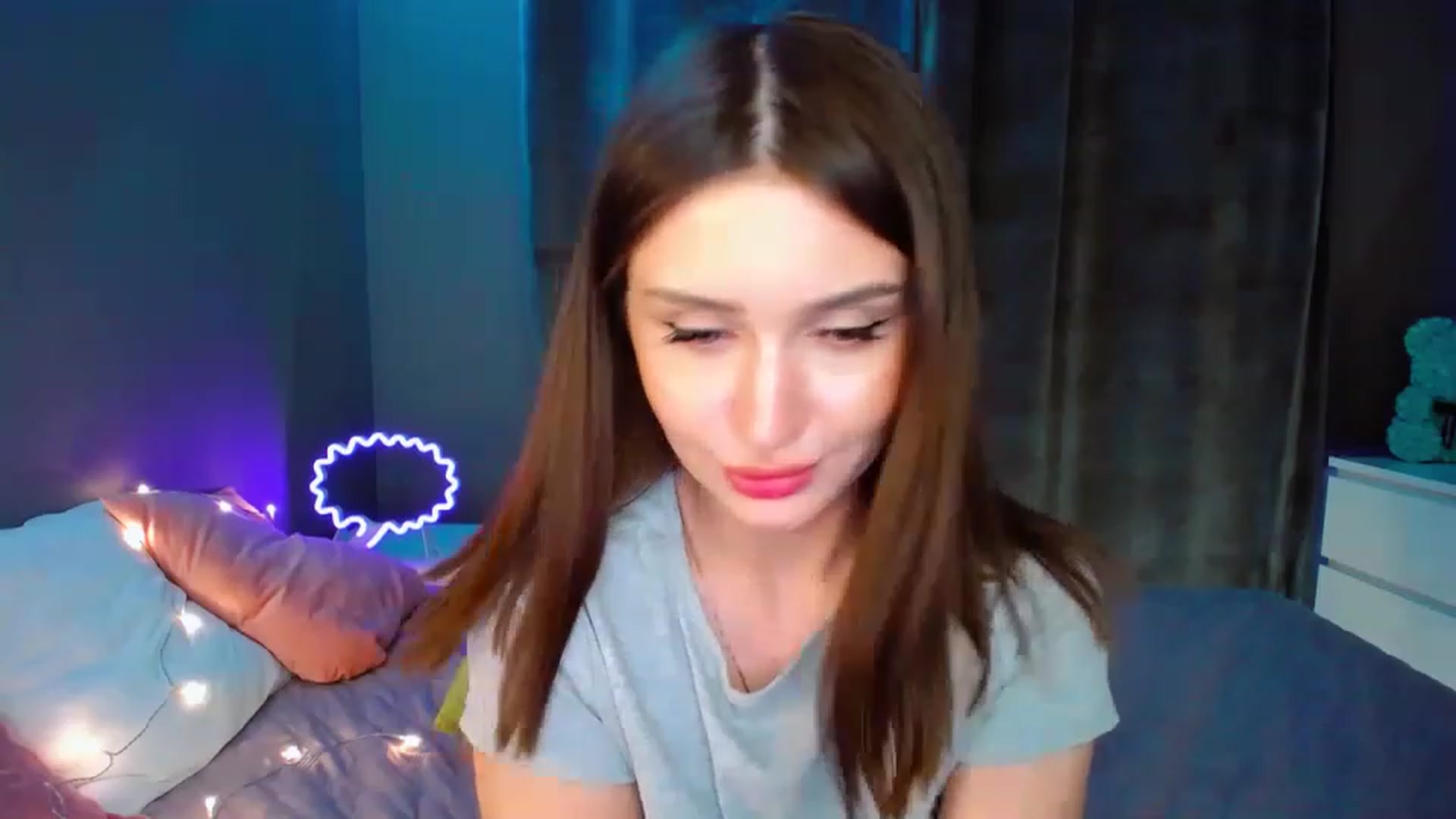 Gallery image thumbnail from DollGlamourr's myfreecams stream on, 04/20/2023, 18:22 image 16 of 20