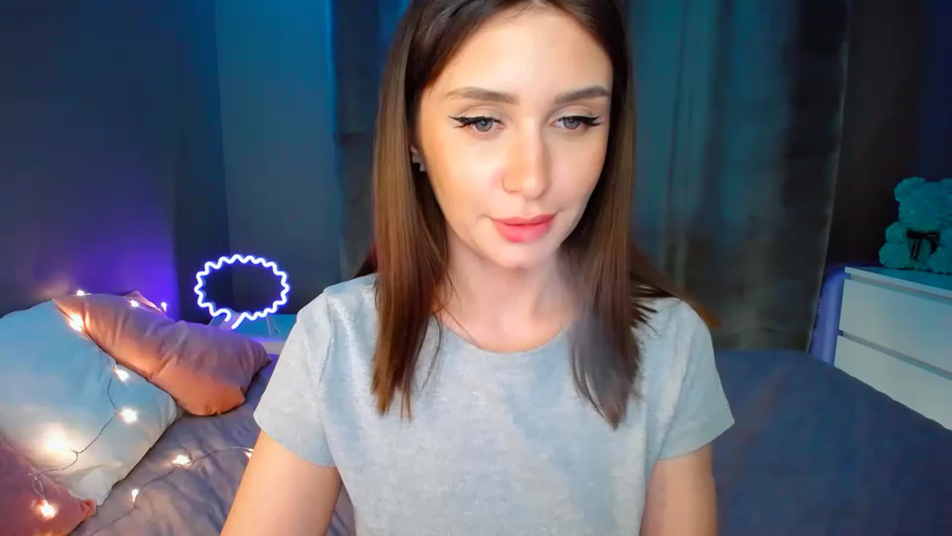 Gallery image thumbnail from DollGlamourr's myfreecams stream on, 04/21/2023, 17:16 image 19 of 20