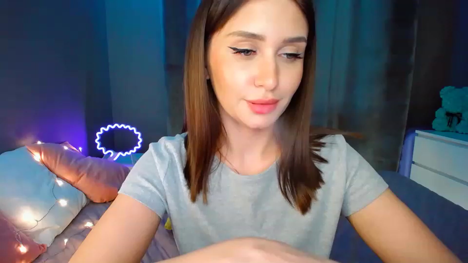 Gallery image thumbnail from DollGlamourr's myfreecams stream on, 04/21/2023, 17:16 image 18 of 20