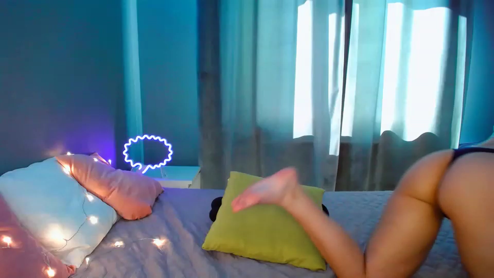 Gallery image thumbnail from DollGlamourr's myfreecams stream on, 04/22/2023, 14:39 image 2 of 20