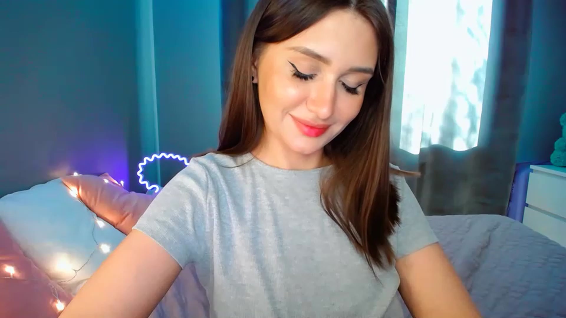 Gallery image thumbnail from DollGlamourr's myfreecams stream on, 04/22/2023, 14:39 image 20 of 20