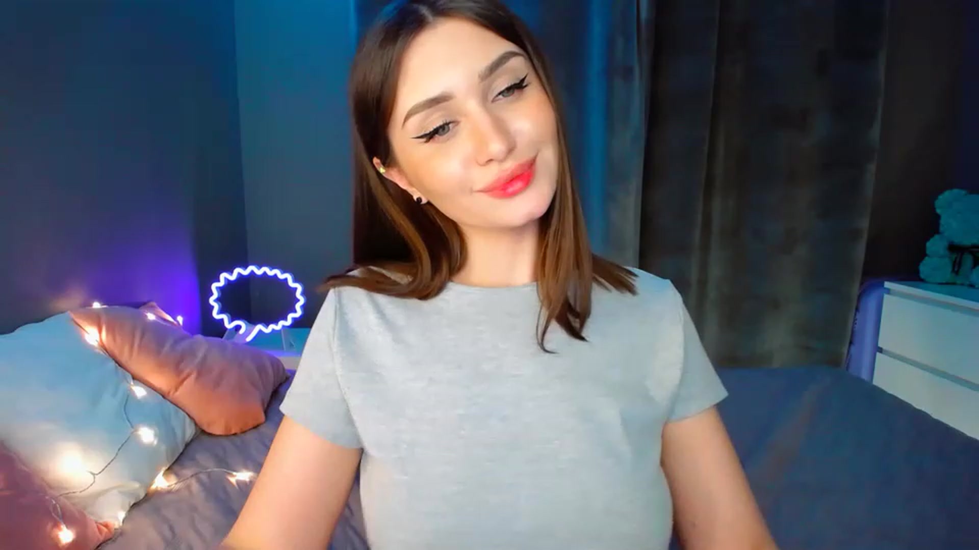Gallery image thumbnail from DollGlamourr's myfreecams stream on, 04/23/2023, 18:51 image 19 of 20