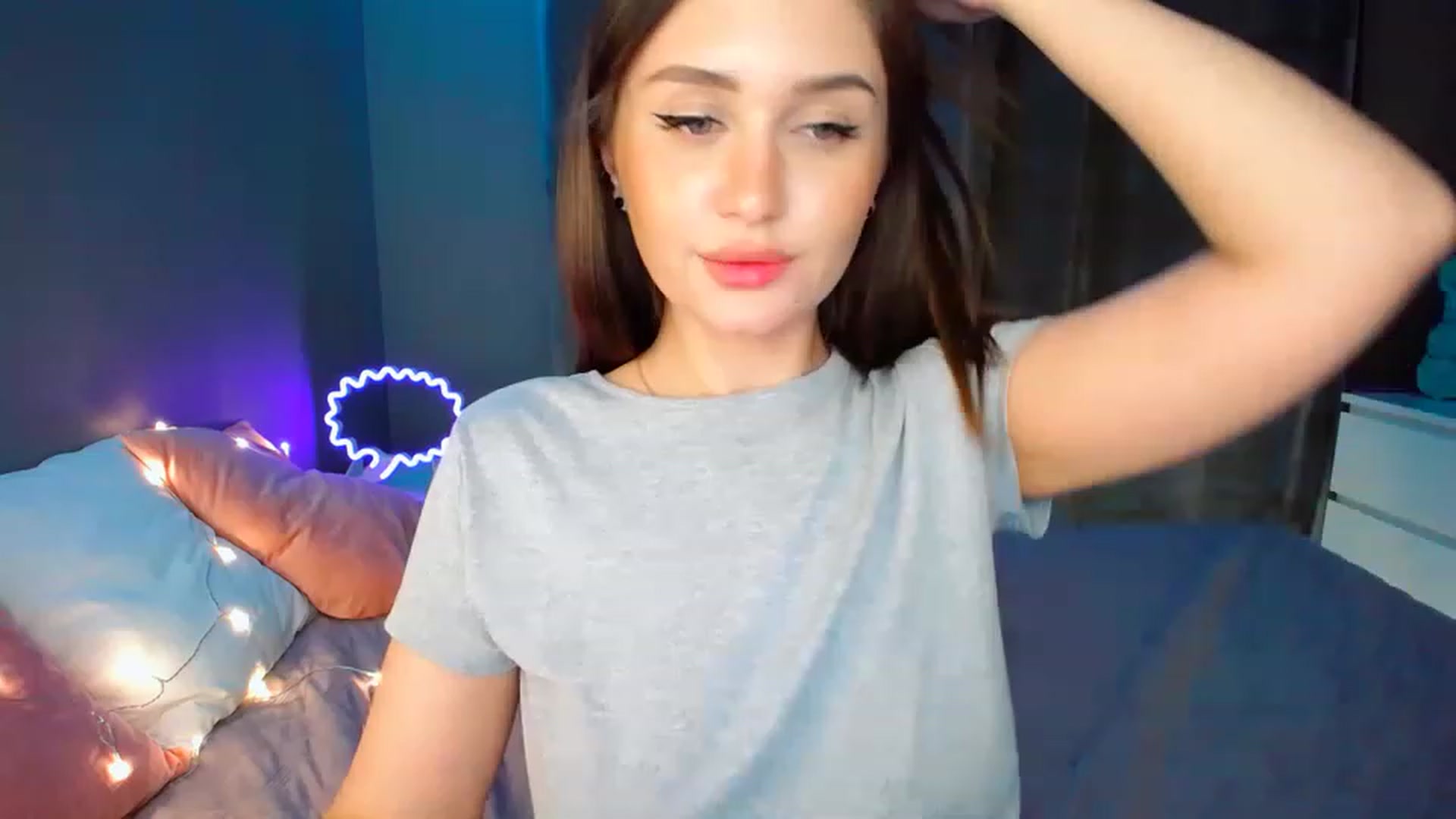 Gallery image thumbnail from DollGlamourr's myfreecams stream on, 04/24/2023, 18:53 image 9 of 20