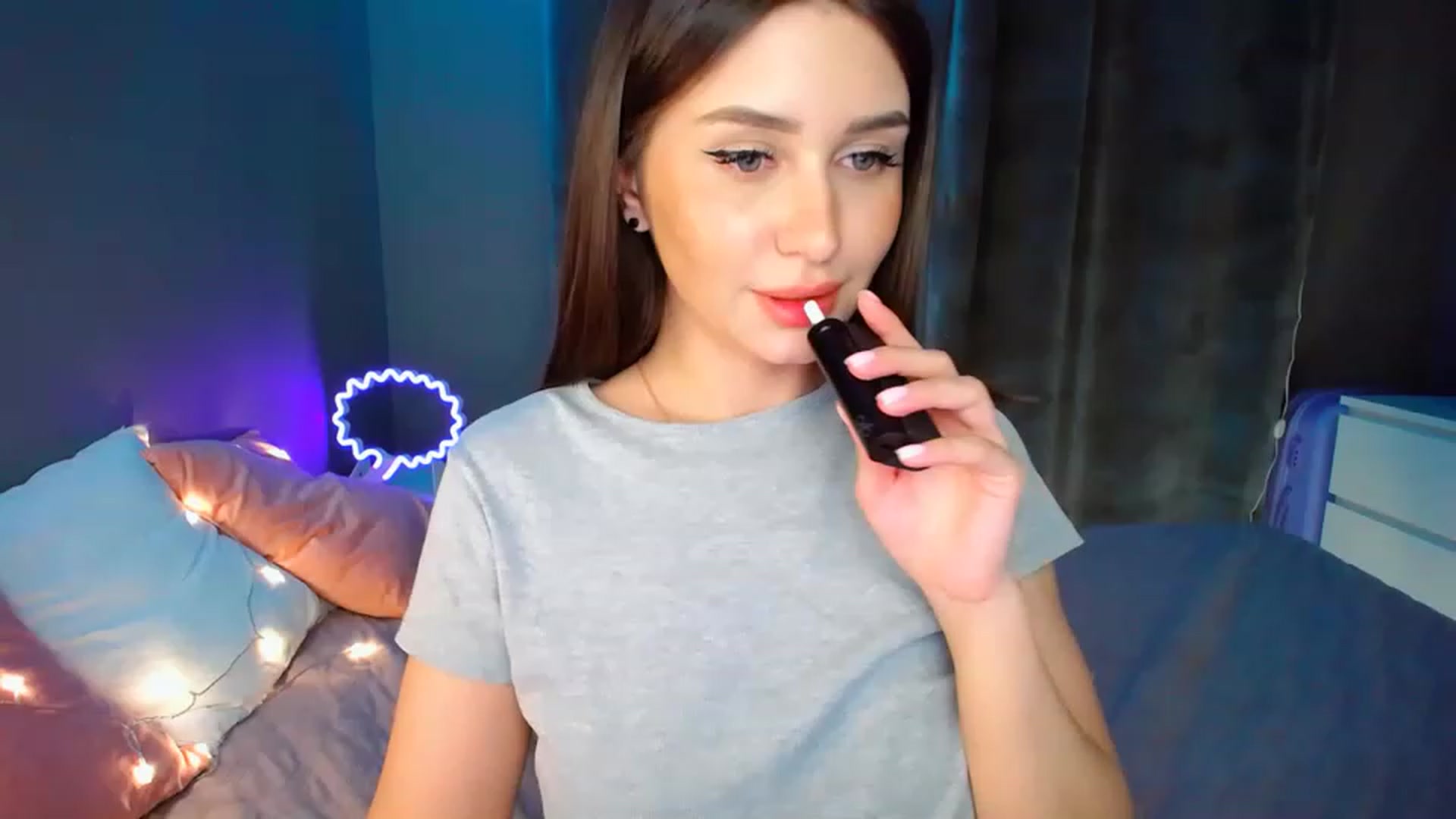 Gallery image thumbnail from DollGlamourr's myfreecams stream on, 04/26/2023, 18:46 image 1 of 20