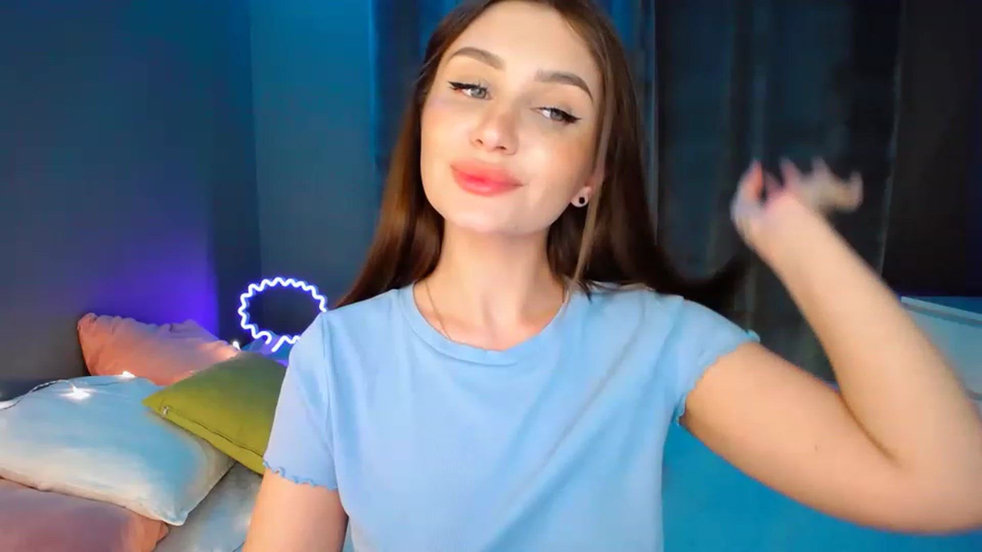 Gallery image thumbnail from DollGlamourr's myfreecams stream on, 04/29/2023, 18:39 image 11 of 20